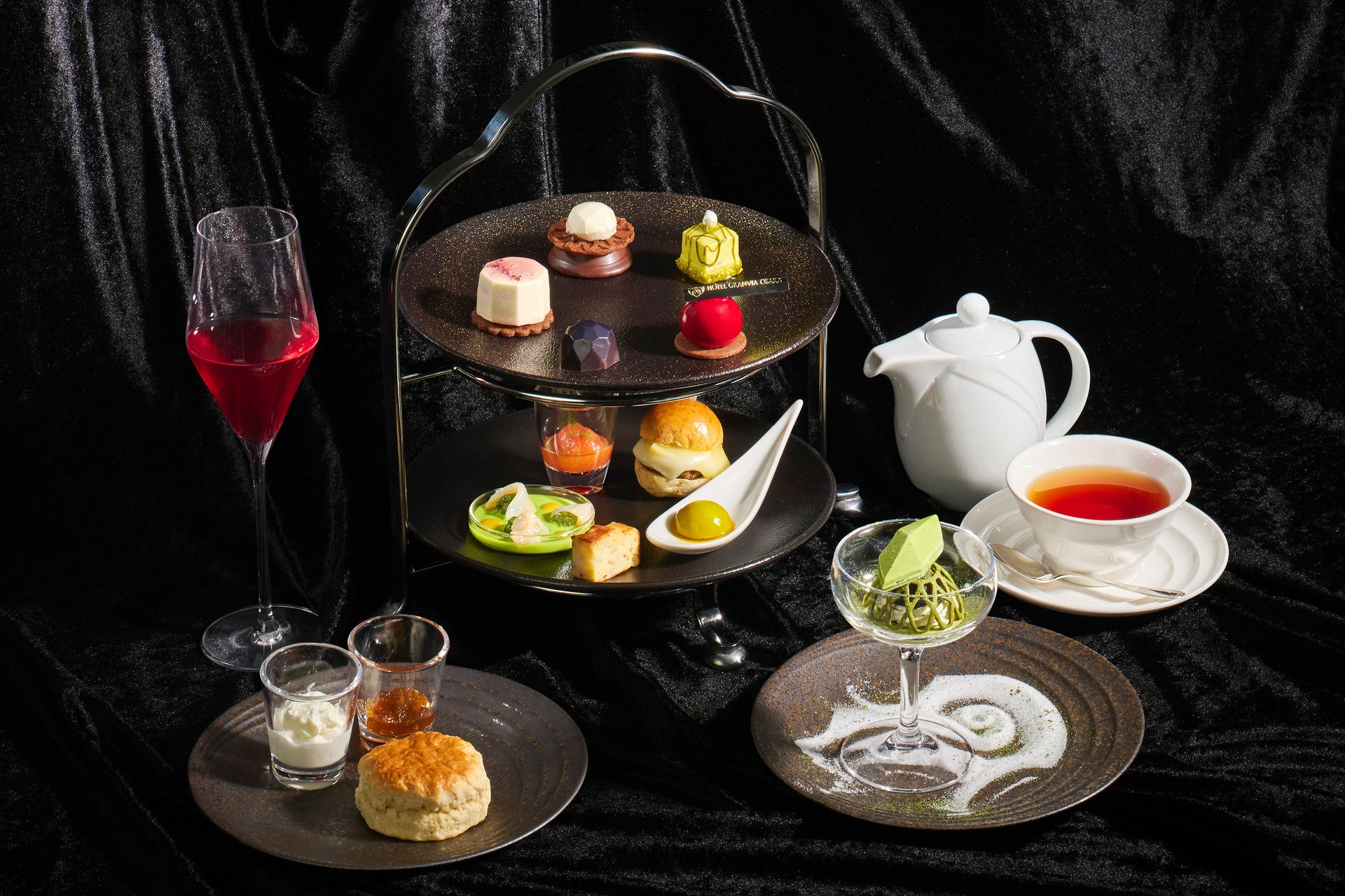 【ホテルグランヴィア大阪】春のお祝いシーズンを華やかに彩る宝石モチーフのアフタヌーンティーを2店舗にて販売