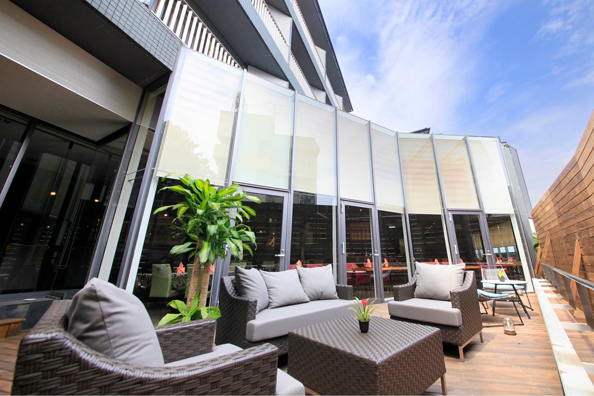 【春のグループ旅応援】熱海のオーベルジュが3大特典付プラン販売フィルムに残すかけがえのない時間｜2026年4月15日まで