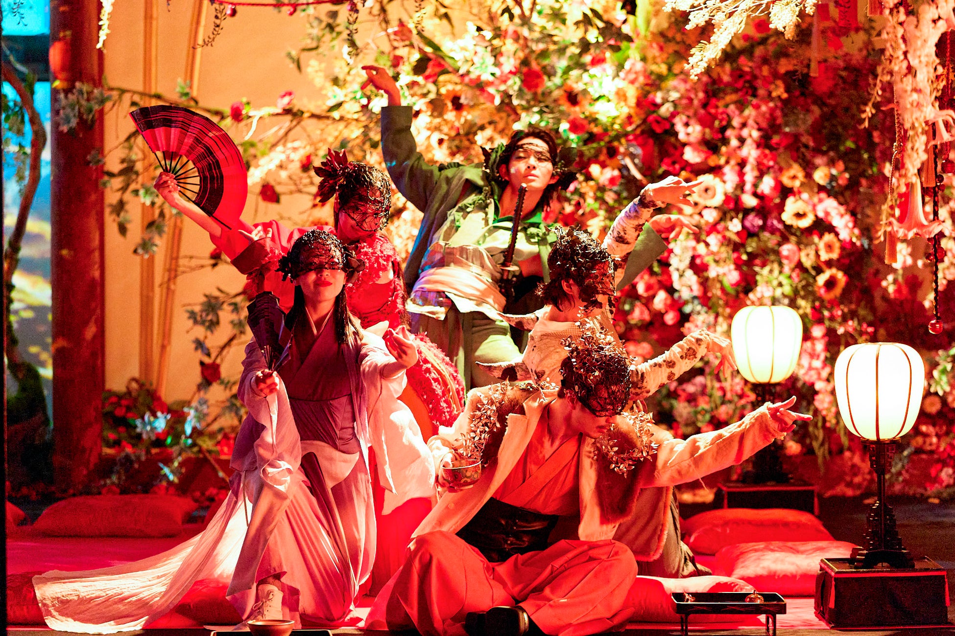 DAZZLE×蜷川実花 with EiM イマーシブ公演《花宵の大茶会》いよいよ明日開幕　身体ごと物語に“入り込む”歴史に没入する新しい文化体験