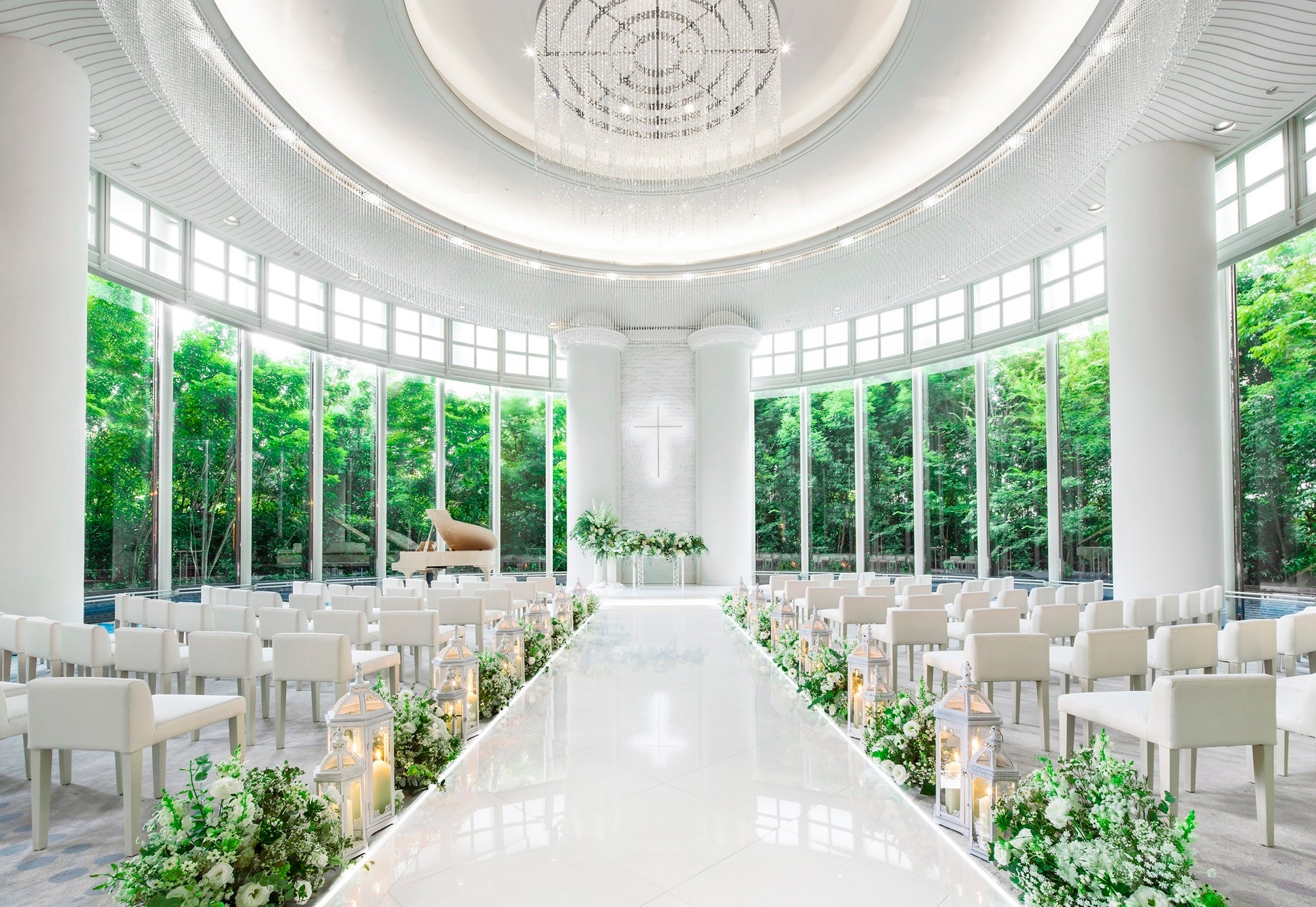 【リーガロイヤルホテル広島】都会の森のチャペルで奏でる無料のコンサート『心に響くメロディー、はずむリズム ～ヴァージナル、マリンバ、サクソフォンで奏でる～』