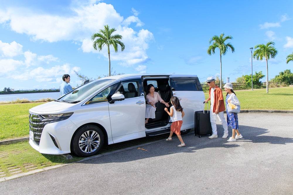 グループ旅行専門レンタカー「コルディオレンタカー那覇空港店」がオープン