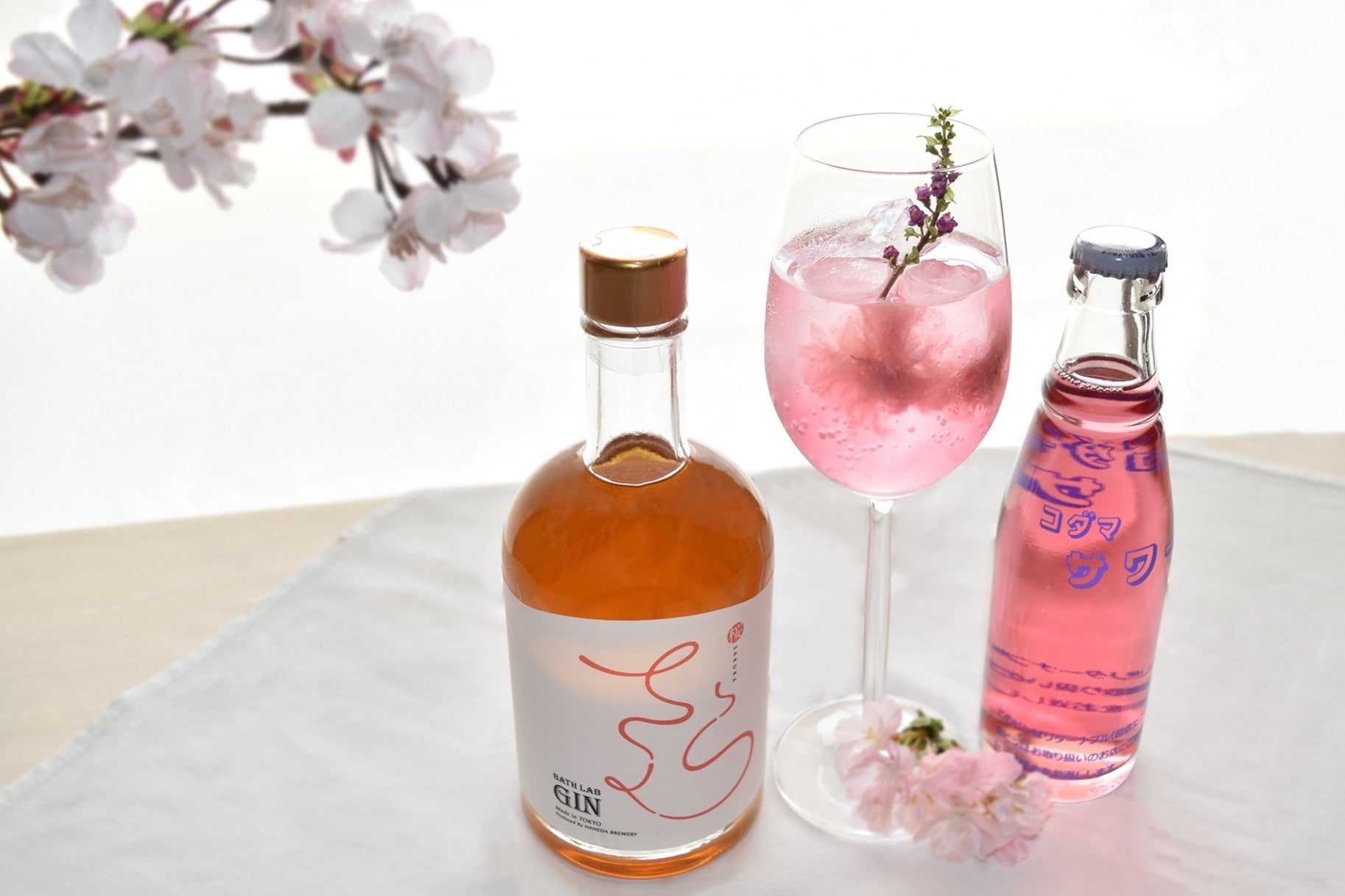 【ホテルJALシティ羽田 東京】“W大田×W桜”が生み出す、2週間限定カクテル「Spring Flight」誕生