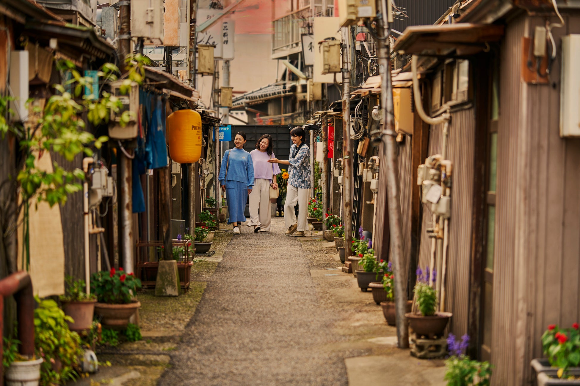 【OMO5金沢片町】金沢21世紀美術館×OMOで共同考案。街ごと展覧会場とするオリジナルツアーを開催