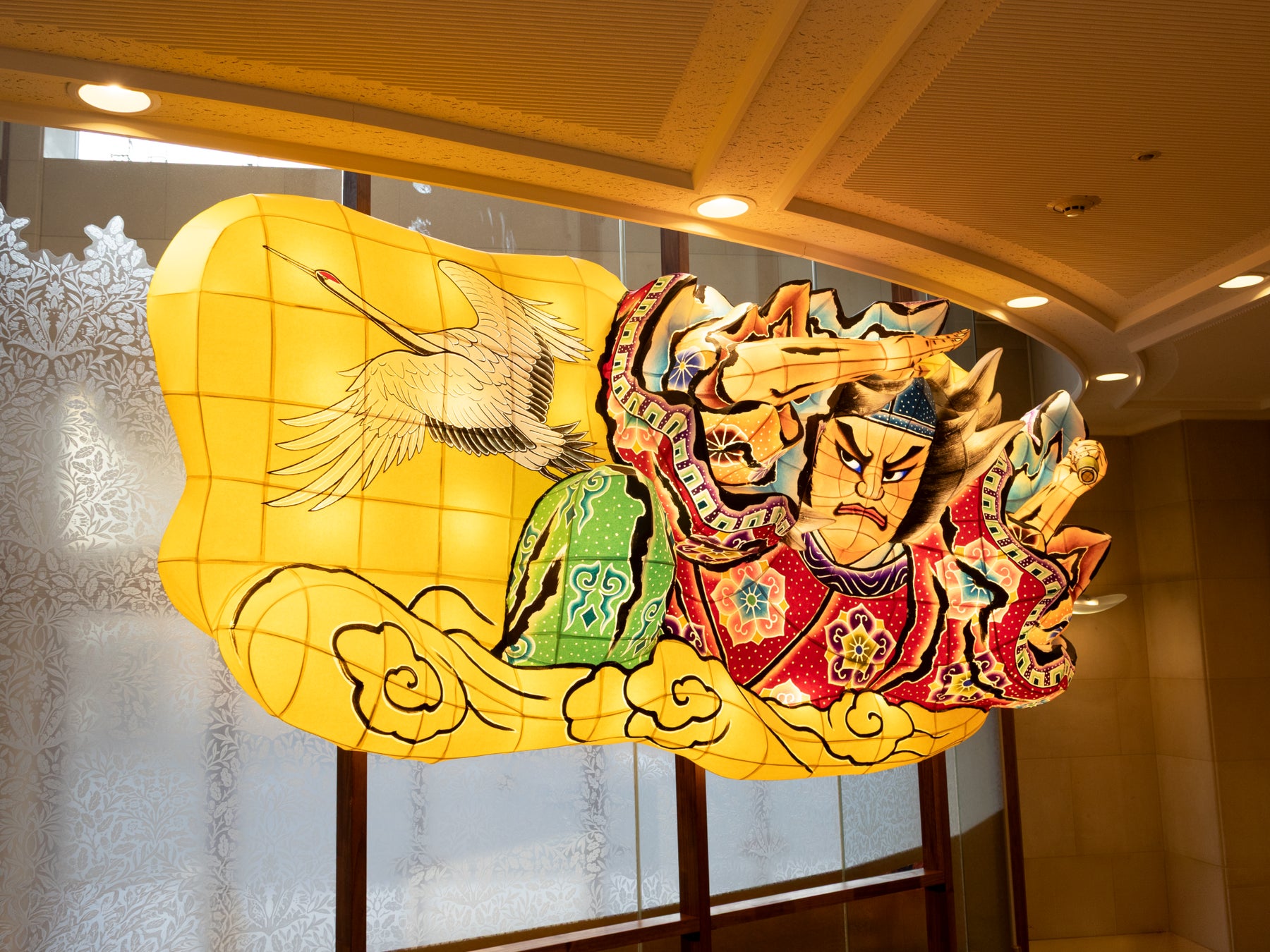 【ホテルJALシティ青森】「王子喬」と「飛行機」ねぶたの常設展示を開始