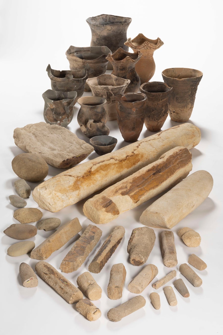 【岐阜県飛騨市】30年ぶりの快挙！飛騨市宮川町で発掘された縄文時代の祈りの道具「石棒」ほか377点が国重要文化財へ！製作工程を解明する資料として高い学術的価値が認められました