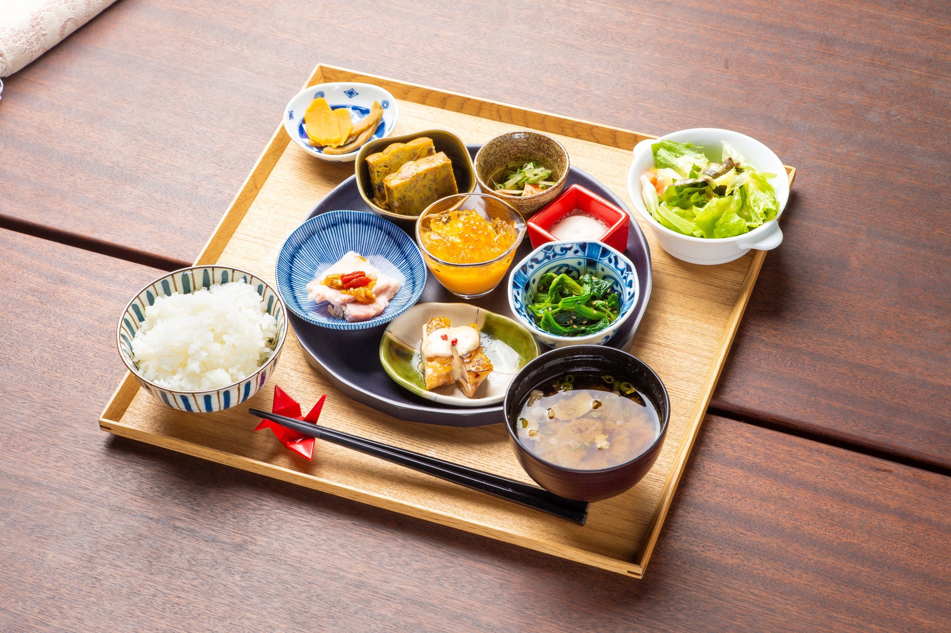 JALグループ＆はとバス コラボ企画　成田空港周辺で学ぶサステナブルツアー　JAL運航乗務員による「航空機のエコ教室」 を運行します！