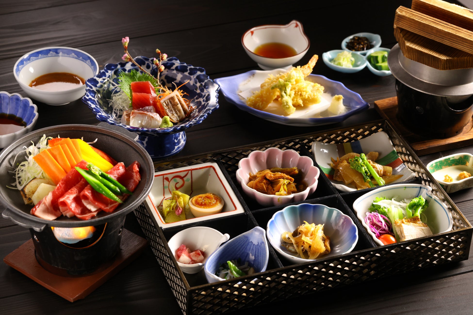 TVアニメ「葬送のフリーレン」グランピング宿泊コラボが開幕 農園リゾート THE FARMにて2026年7月17日(金)より(千葉・香取)