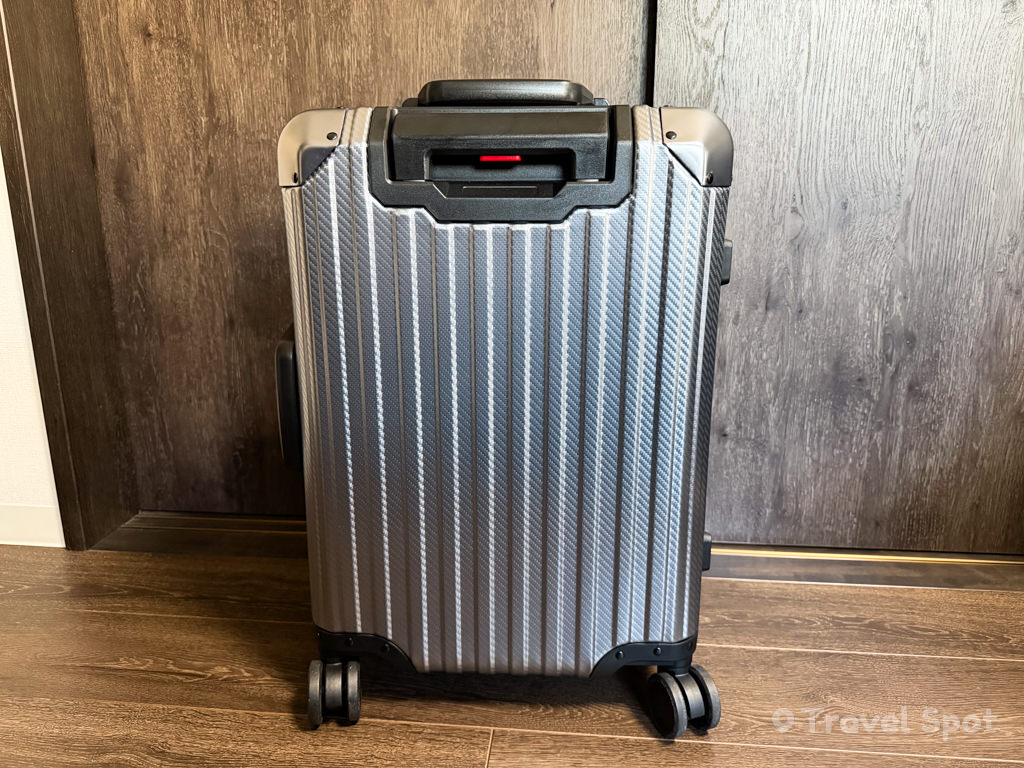 【正直レビュー】MVST TREVA アルミスーツケース(ガンメタル)を使ってみた|6万円台の実力は?