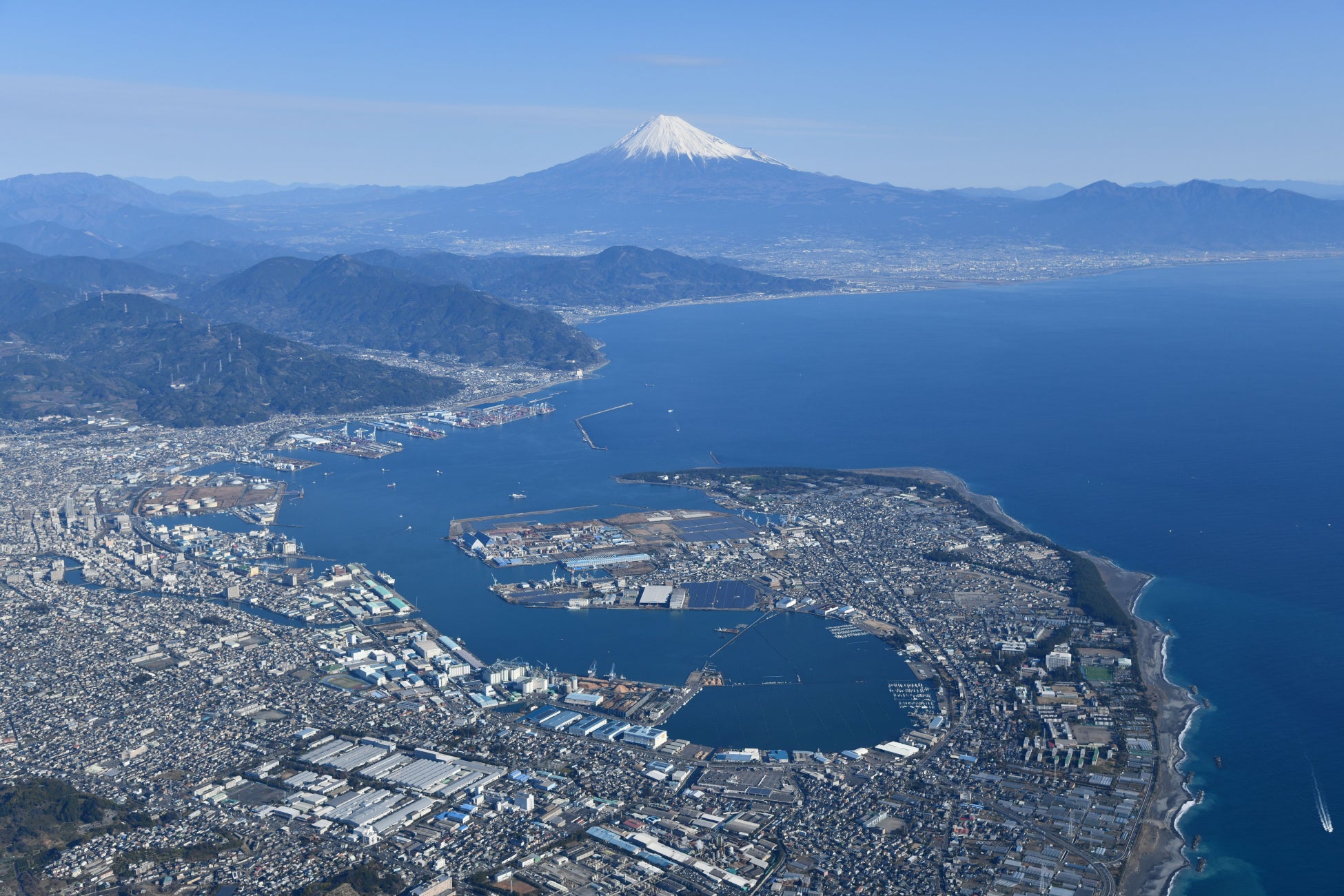 【川崎重工グループ ヘリコプター手配サービス Z-Leg™︎】富士山×駿河湾を空から満喫！