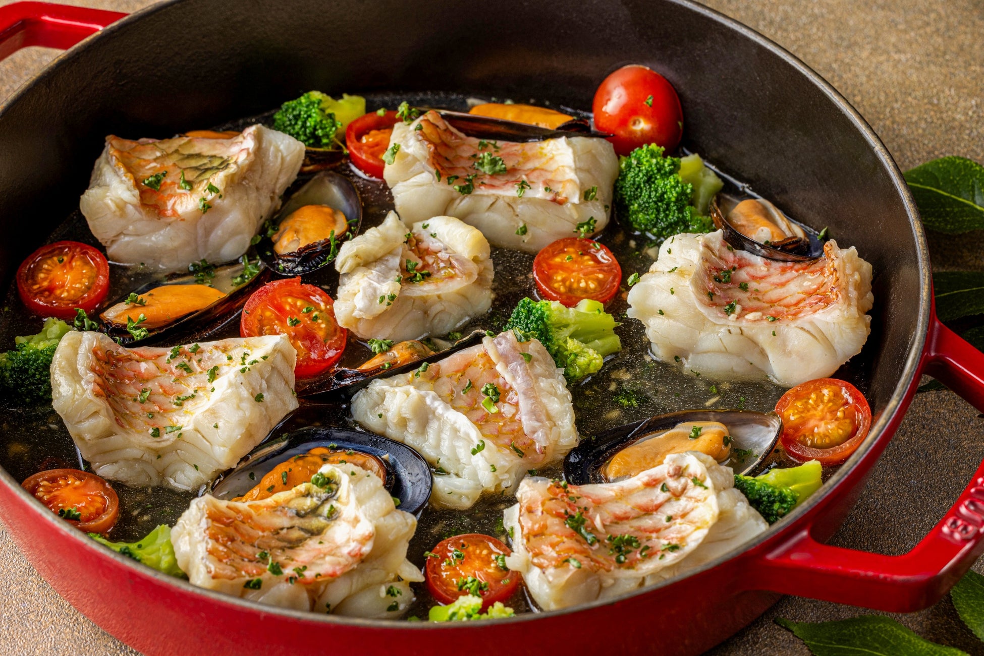 【新横浜プリンスホテル】“骨折予防”をテーマにしたカルシウム魚メニュー　地域の小学生が考案したメニューを提供