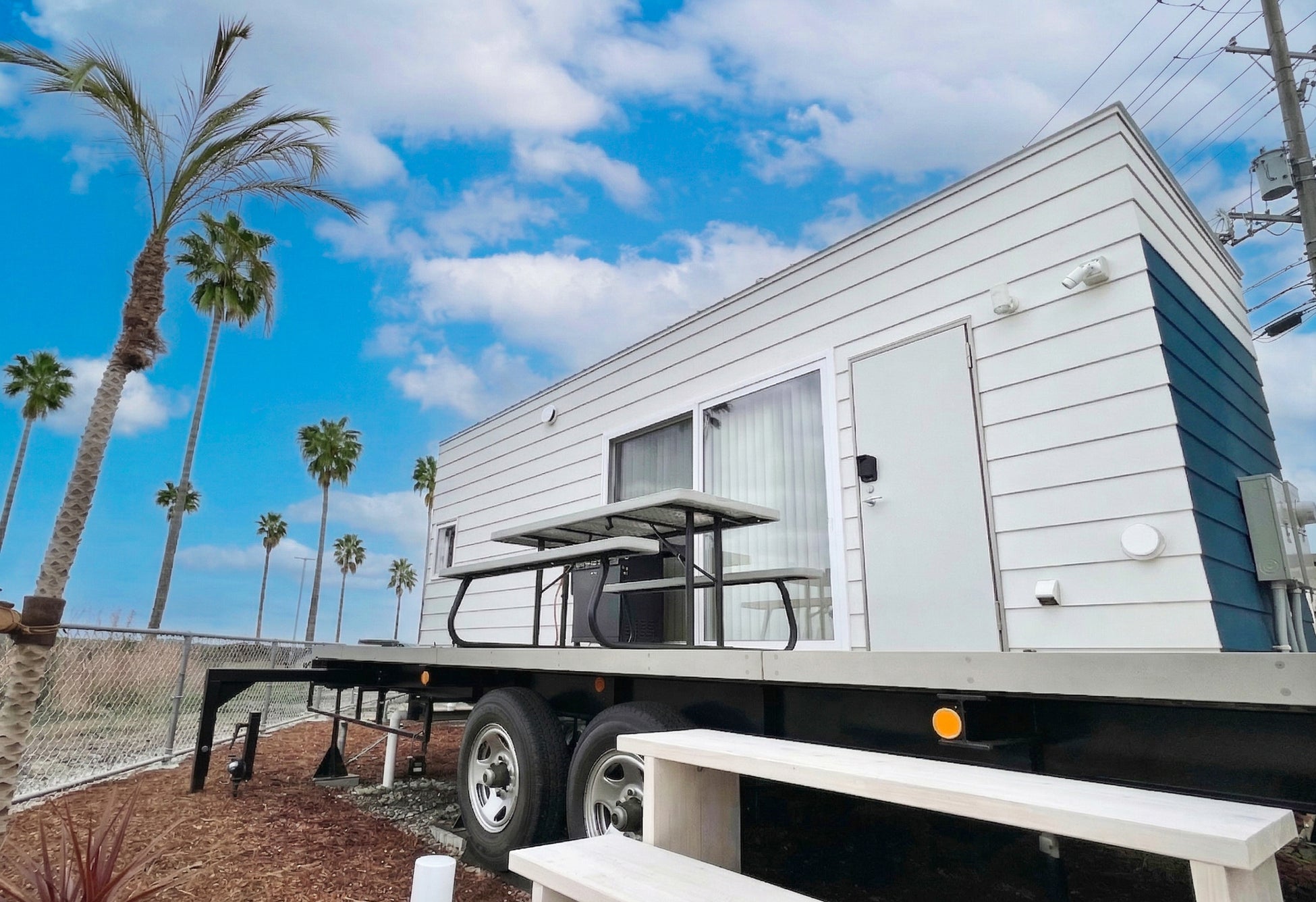 別荘サブスク「WITH SEA」初のトレーラーハウス型施設「WITH SEA 伊東」が2026年4月1日にオープン