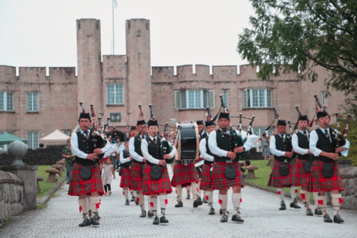 【ブリティッシュヒルズ】エリザベス女王生誕100周年記念「英国フェア」を開催