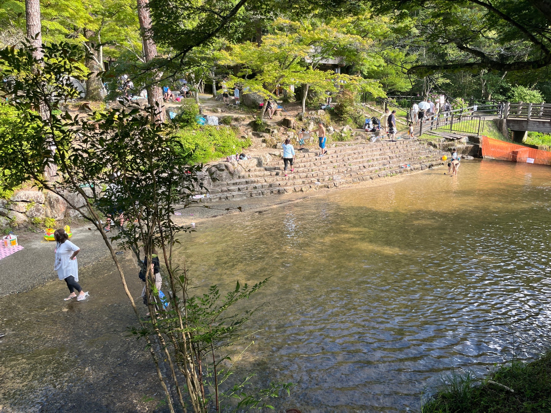 【愛知・瀬戸】GWの子連れBBQはここで決まり！川遊びの聖地「岩屋堂」が予約受付を解禁。更衣室完備＆飲み放題付きで問い合わせ急増中＜ウッドデザインパーク岩屋堂＞