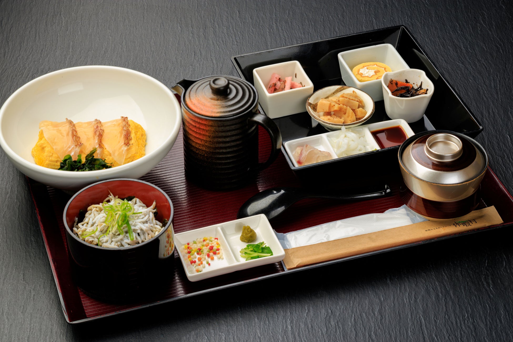 “鯛と卵好き”の和歌山市民がお届けする ぜっ鯛（たい）に玉（たま）らない定食　休暇村紀州加太では「鯛のお出汁香る出汁巻き定食」を4月8日より平日ランチ限定で販売