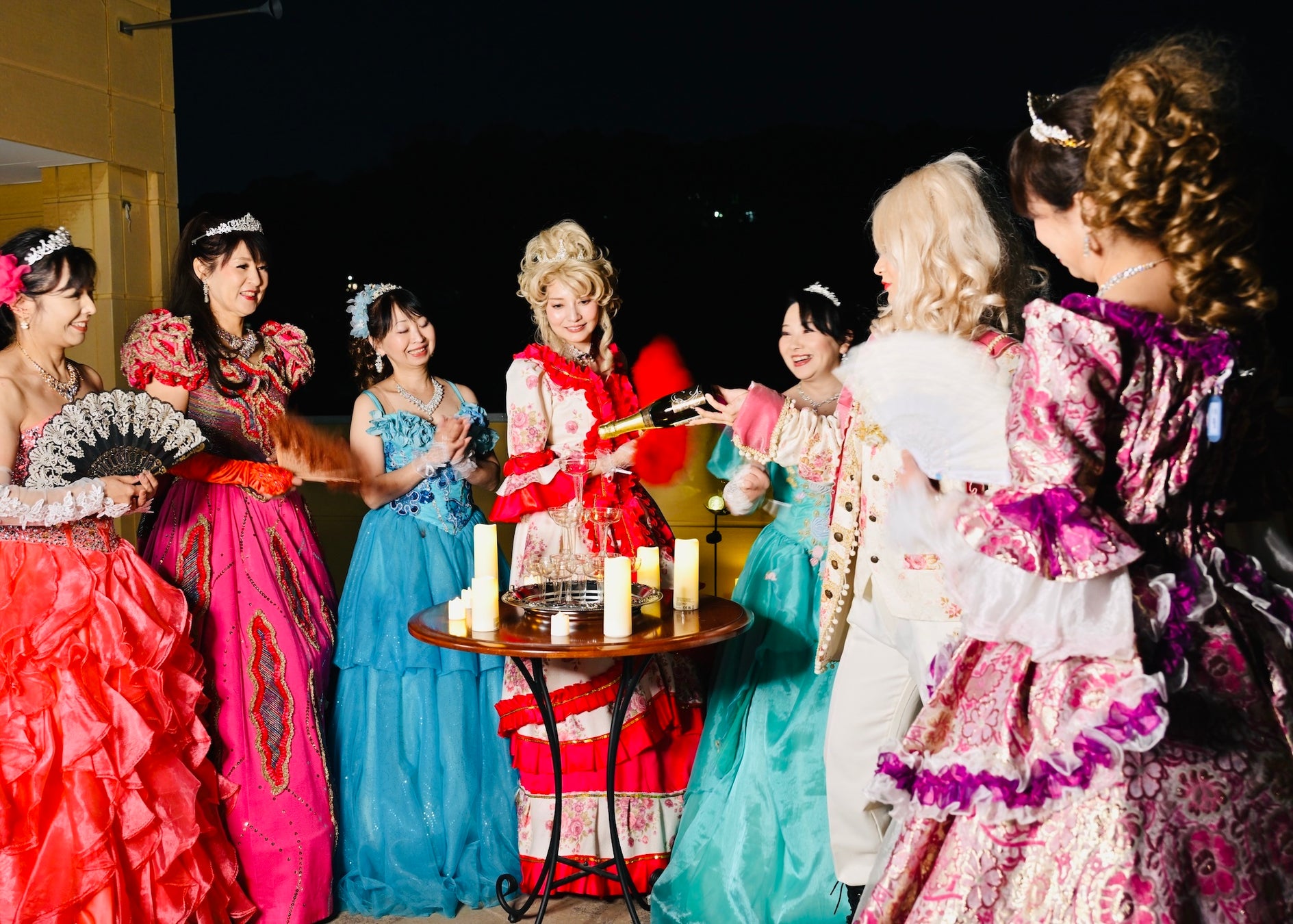 【岡山県倉敷市】美観地区の新名物『PPKいがらしゆみこ美術館』が、360度展望の屋上で楽しめる「夜のお姫さま体験」と人生の節目を祝う「長寿お祝いプラン」を開始。