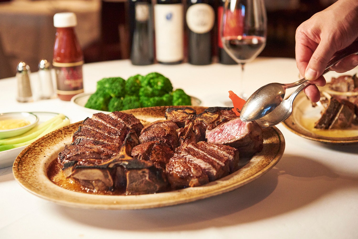 東海エリア初出店「ウルフギャング・ステーキハウス」2026年9月、名古屋観光ホテル内にグランドオープン