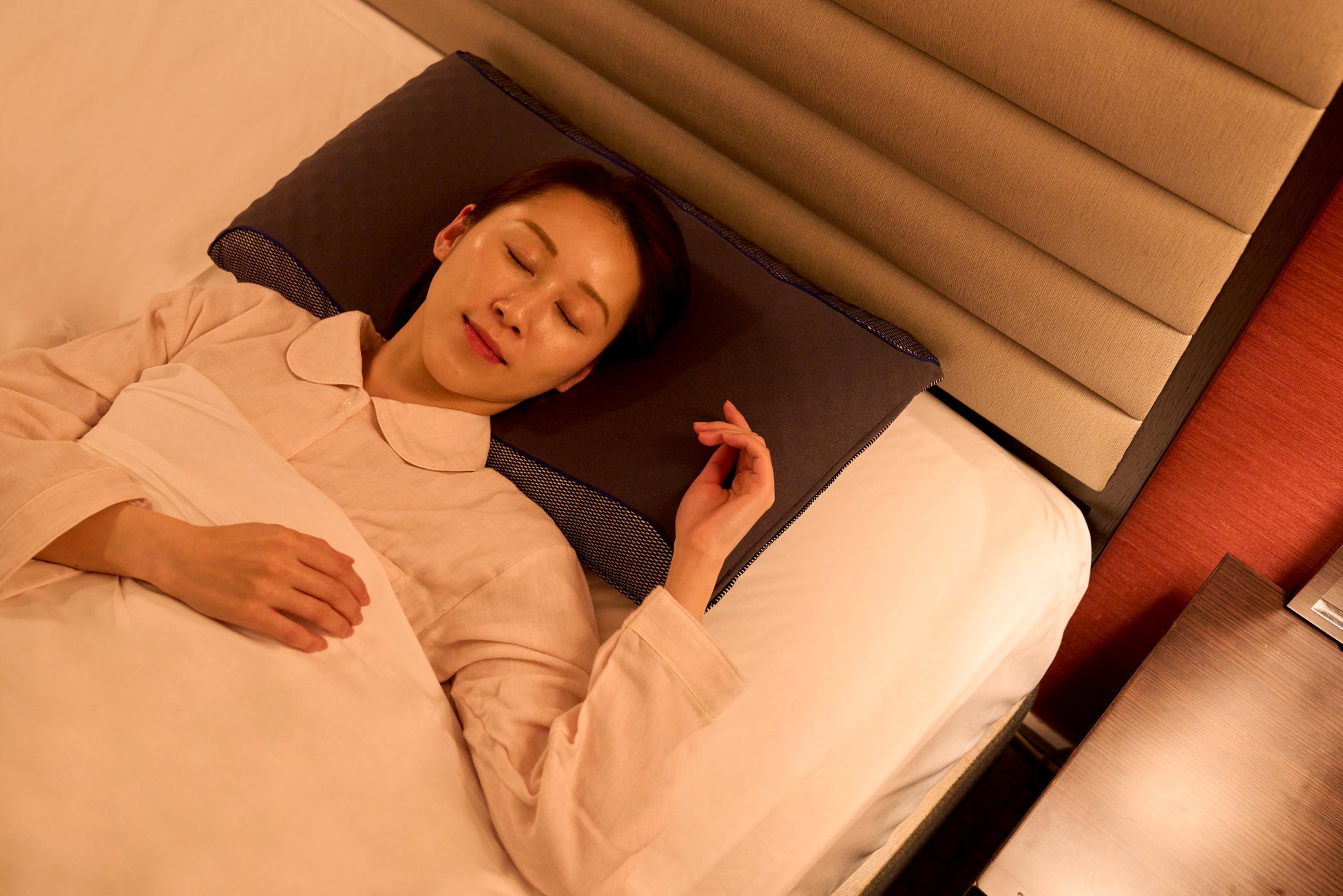 東京プリンスホテルでの快眠ステイを支える『MuAtsu Pillow Bounce』（ムアツピロー バウンス）が、今年も体験の定番に