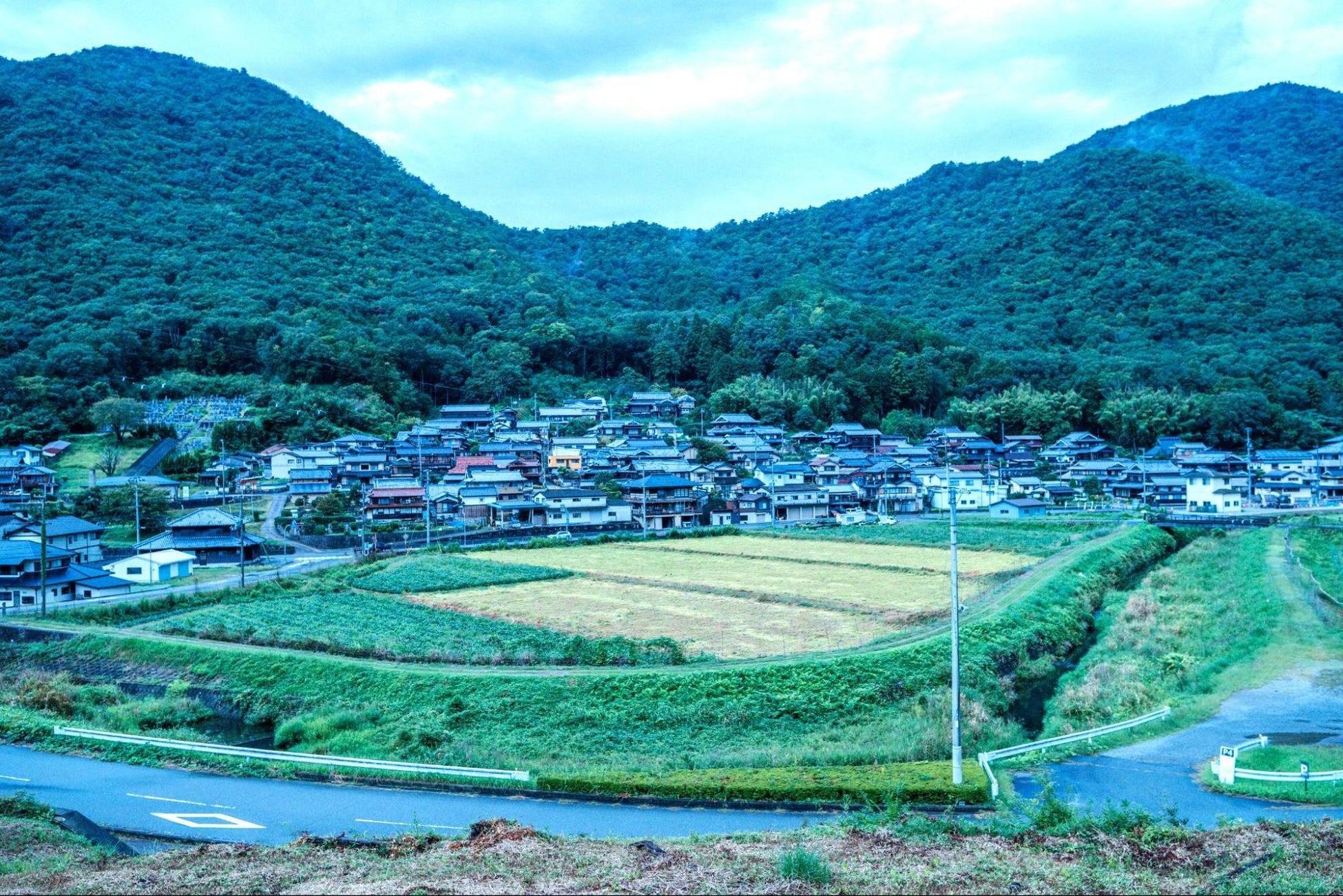 “丹波焼”という風景に出会う｜「丹波伝統工芸公園・立杭 陶の郷」公式音声ガイドをリリース