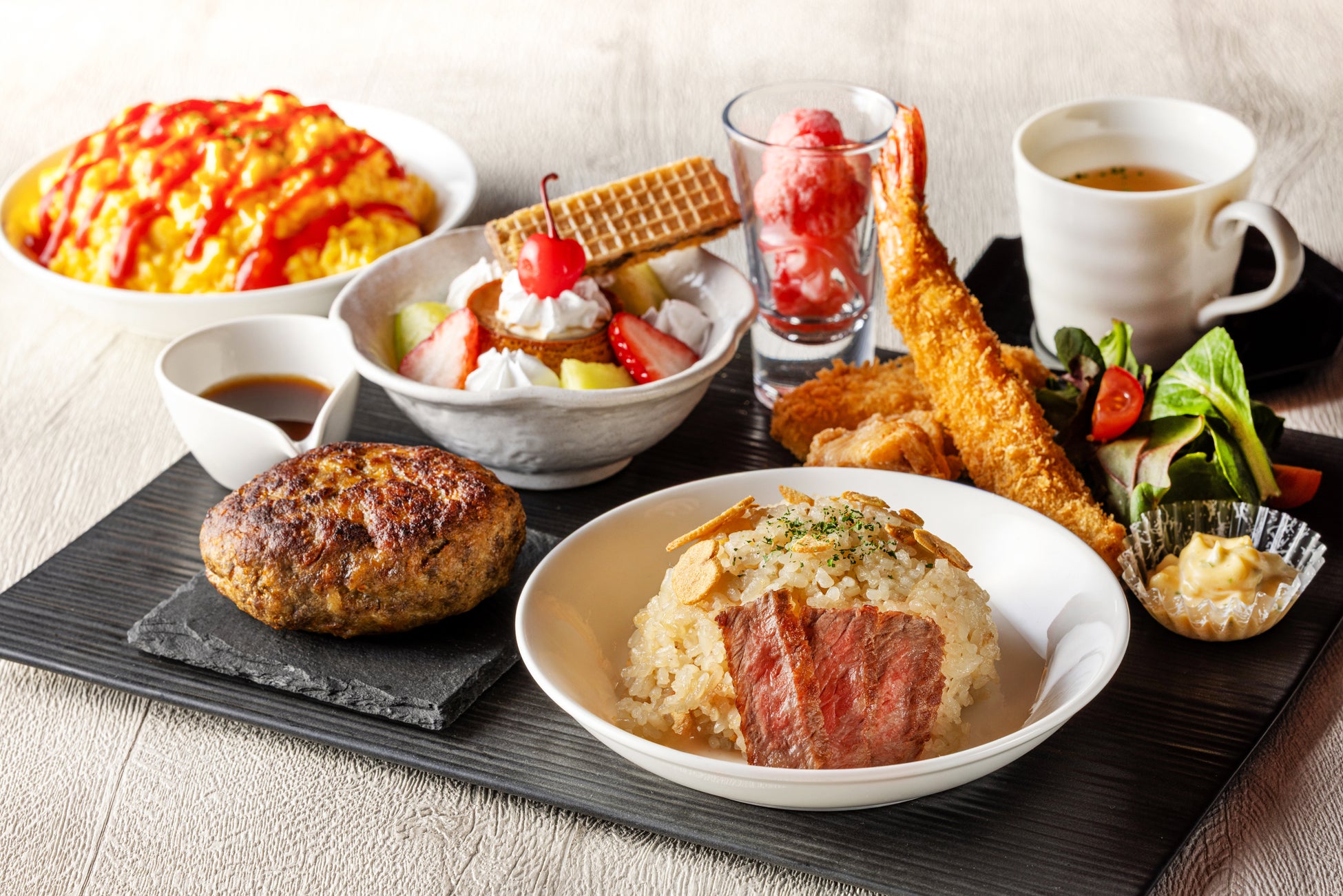 【新宿プリンスホテル】ノスタルジックな洋食の記憶を丁寧にとじこめた、GW だけの“ご褒美ランチ”『おとなのお子さま膳』を期間限定で販売【期 間】2026 年4 月25 日（土）～ 5 月10 日（日）