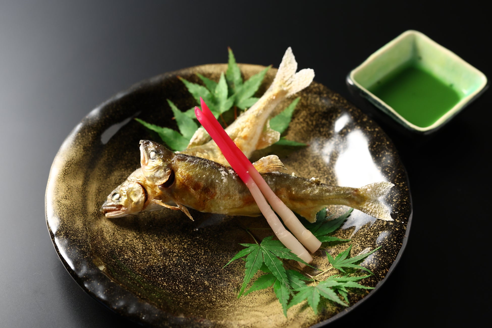 【奥湯河原温泉 山翠楼 SANSUIROU】～初夏のご褒美旅～　　　　　　　　　　　　　早期ご優待/夏の味覚「鮎の塩焼き」の特典付プランを販売中！