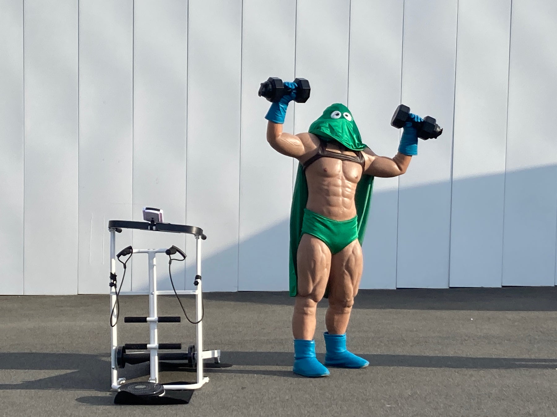 「ドラゴンクエスト アイランド　いにしえの魔神と導かれし冒険者たち」復刻開催初日、盗賊団の親分が乱入！？「カンダタ グリーティング」4月24日（金）限定開催