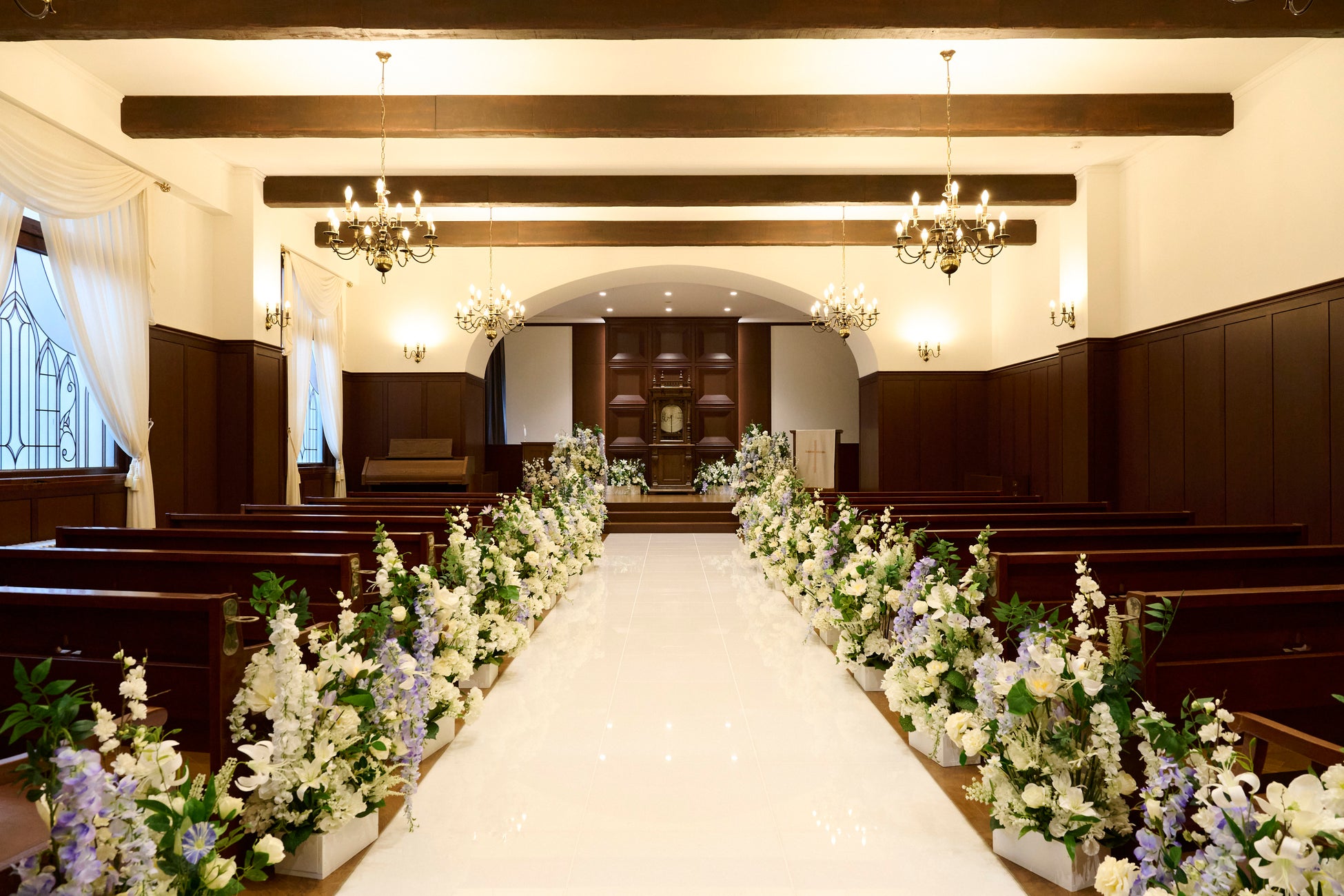 「咲く、つむぐ New Vintage」を体現する挙式空間へ