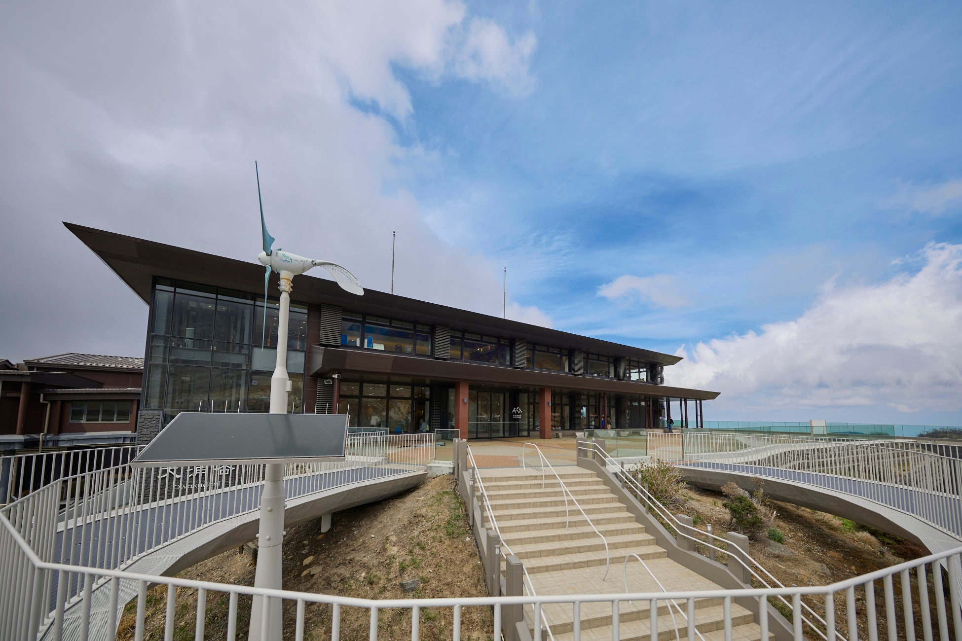 UMITO、JALと2026年4月7日に資本業務提携を締結