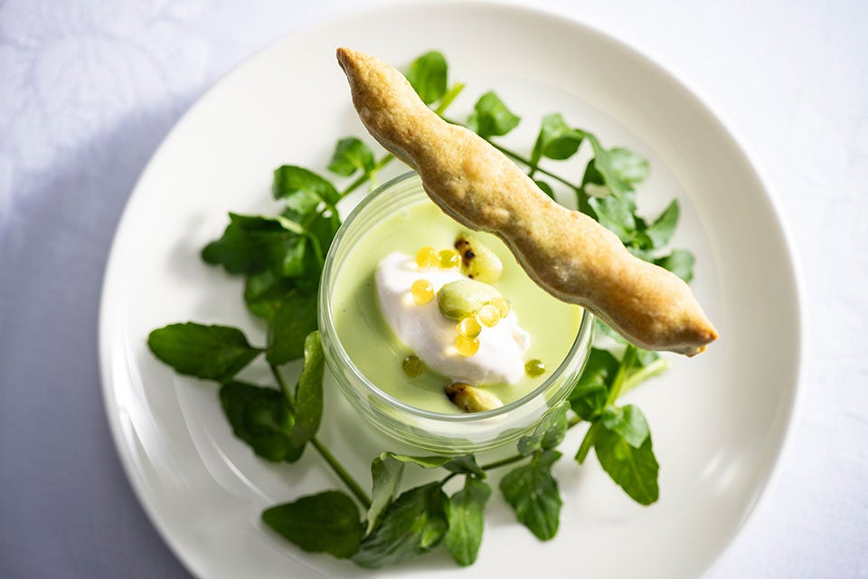 建築史家・倉方俊輔による旅先で建築を楽しむための一冊『建築を旅する 歴史と地域を楽しむ「建築ツーリズム」のすすめ』を発売