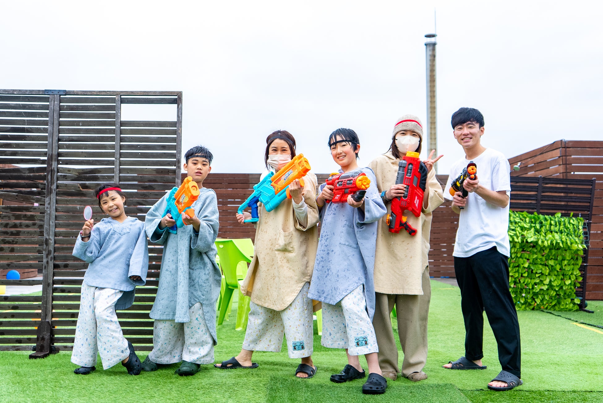 1日中遊び倒せる「おふろcafe ハレニワの湯」は、ゴールデンウィーク期間中、水鉄砲バトル、BBQ、ワークショップなどイベント盛りだくさんで営業します