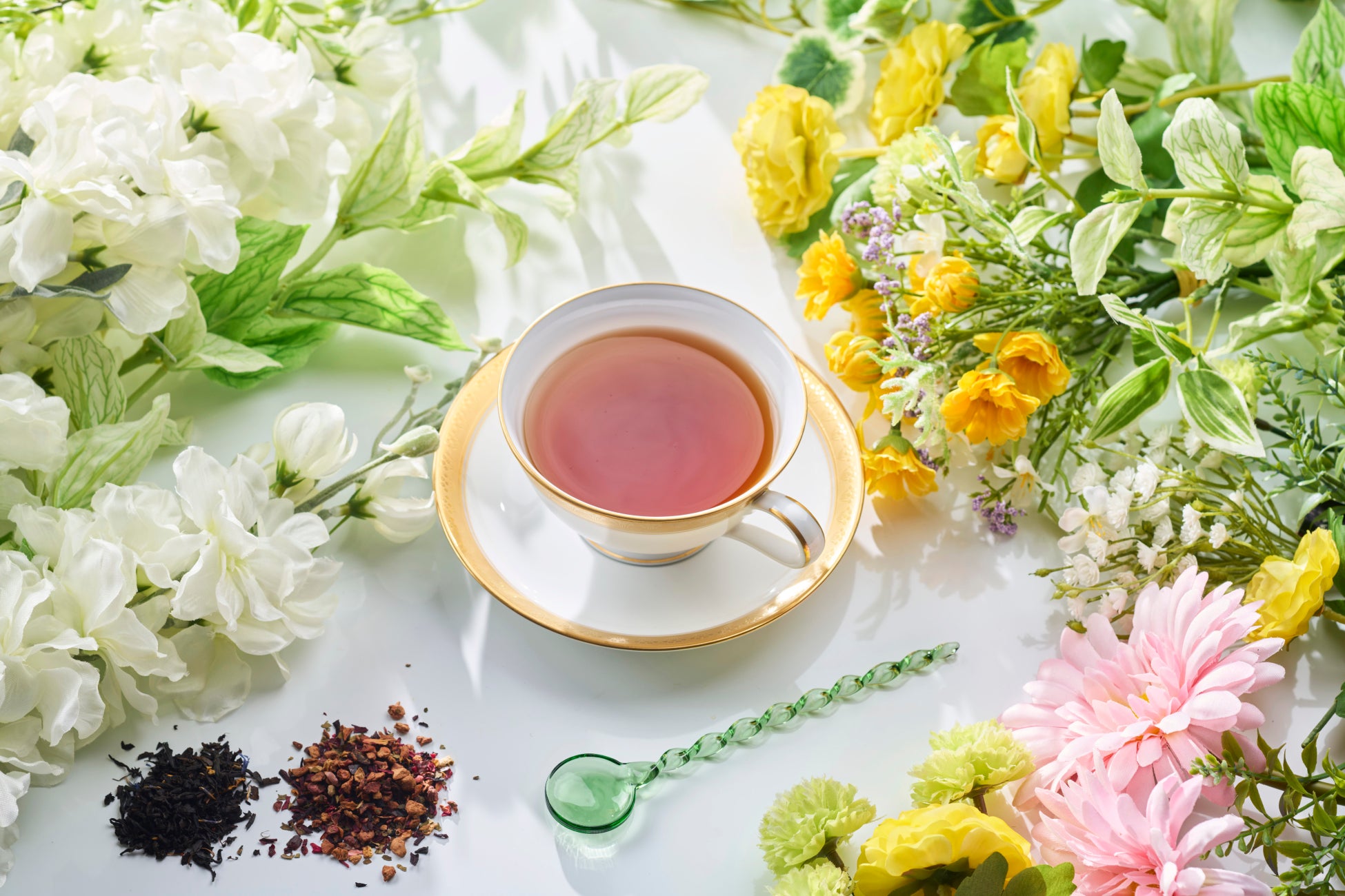 【都ホテル 尼崎】世界三大銘茶の魅力に触れる贅沢体験「ロンネフェルトティー ランチセミナー」開催