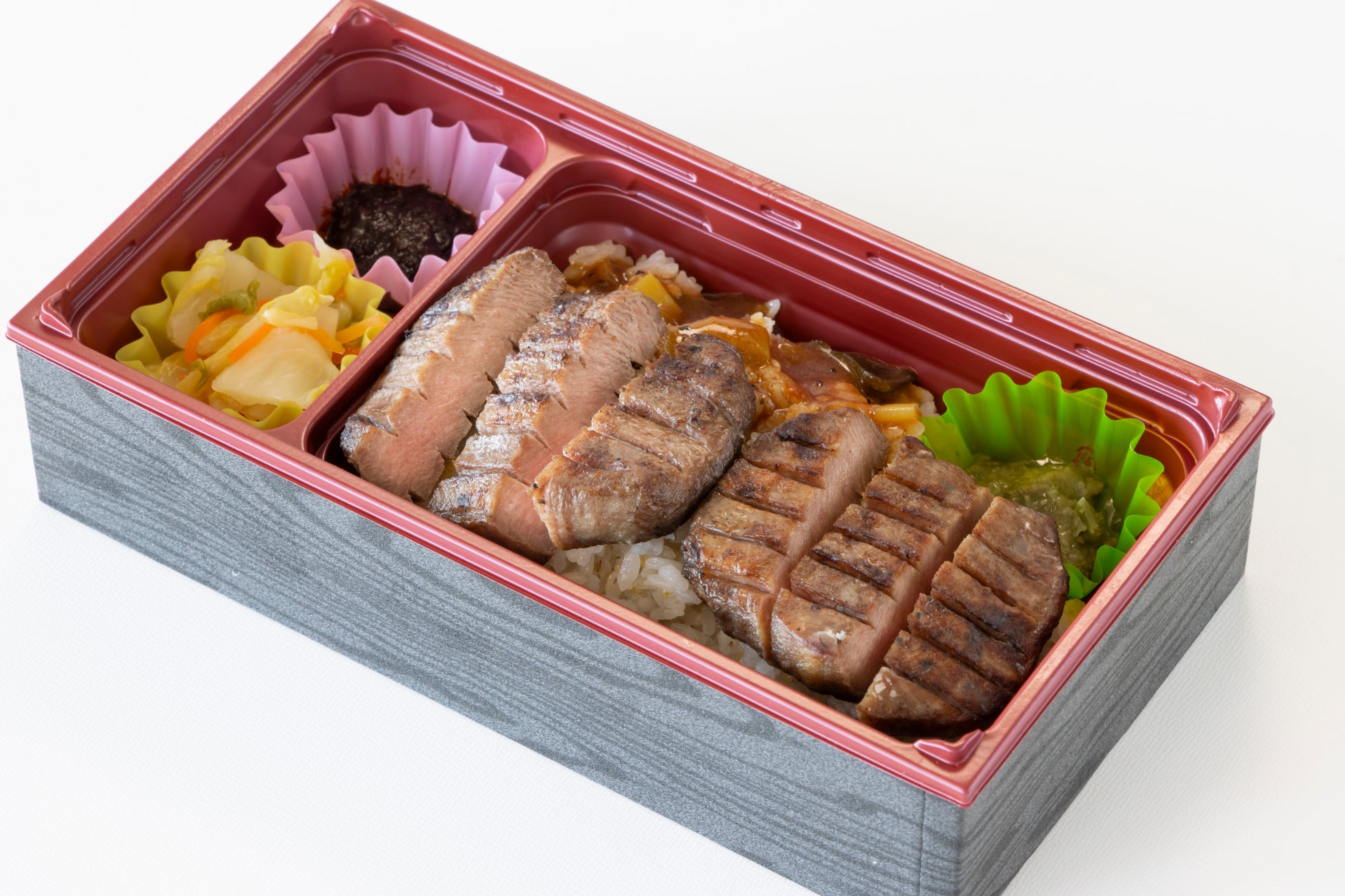 【GW催事】仙台駅新幹線改札前で「焼きたて陣中牛タン」シリーズと、“冷たいままがおいしい”牛タン弁当3種を販売