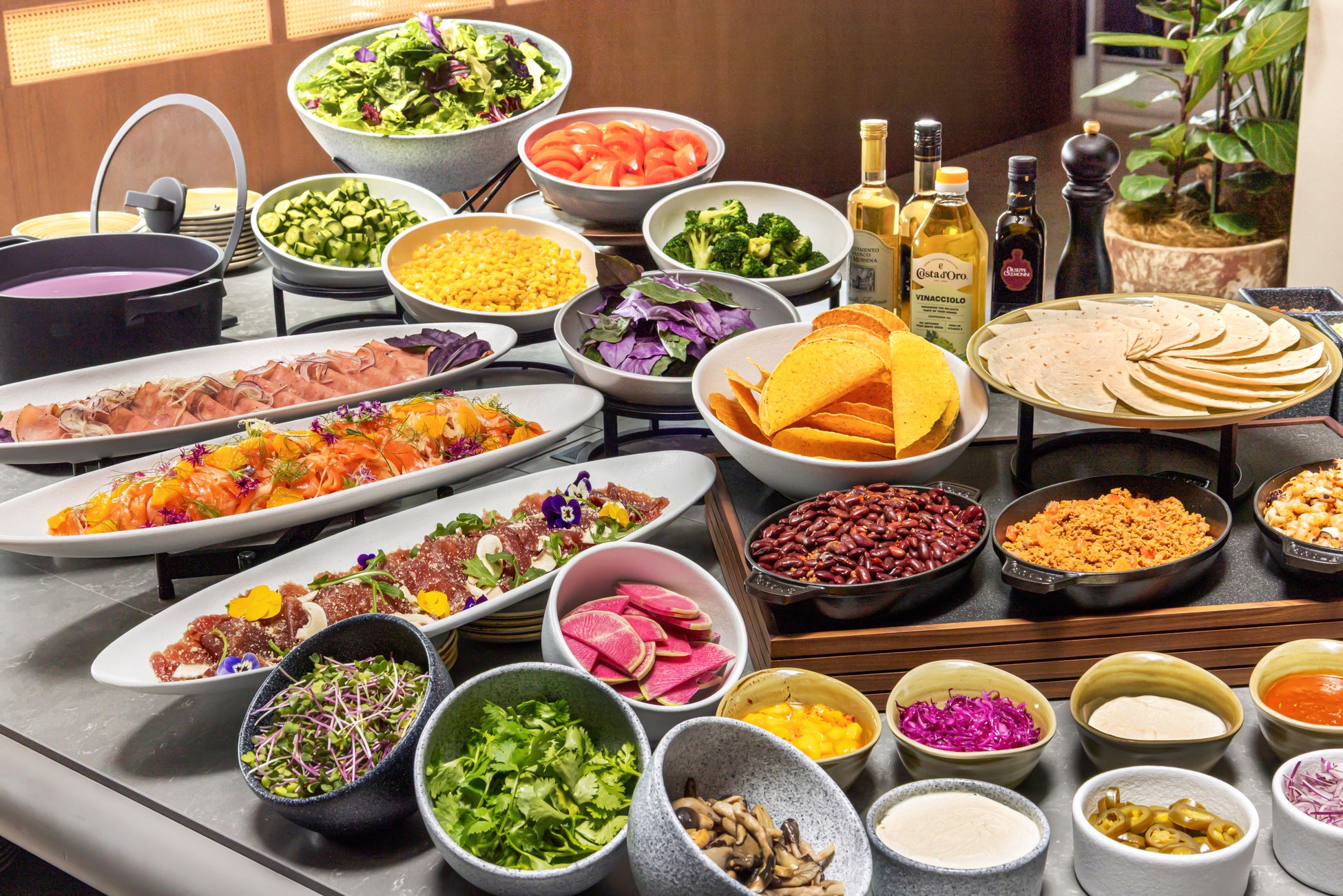 【ゴールデンウィーク＆母の日特別ランチブッフェ】