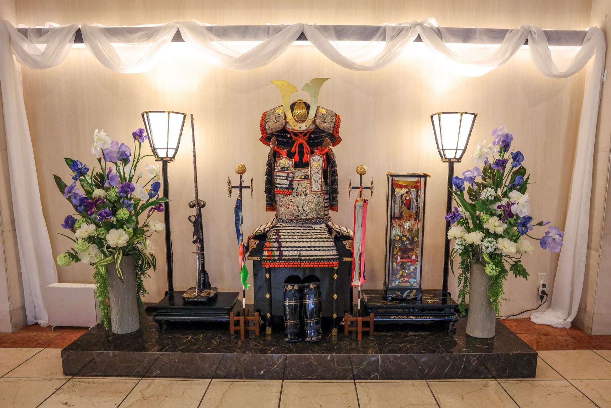 あしかがフラワーパークの大藤が昨年より1週間早く見頃を迎えました！