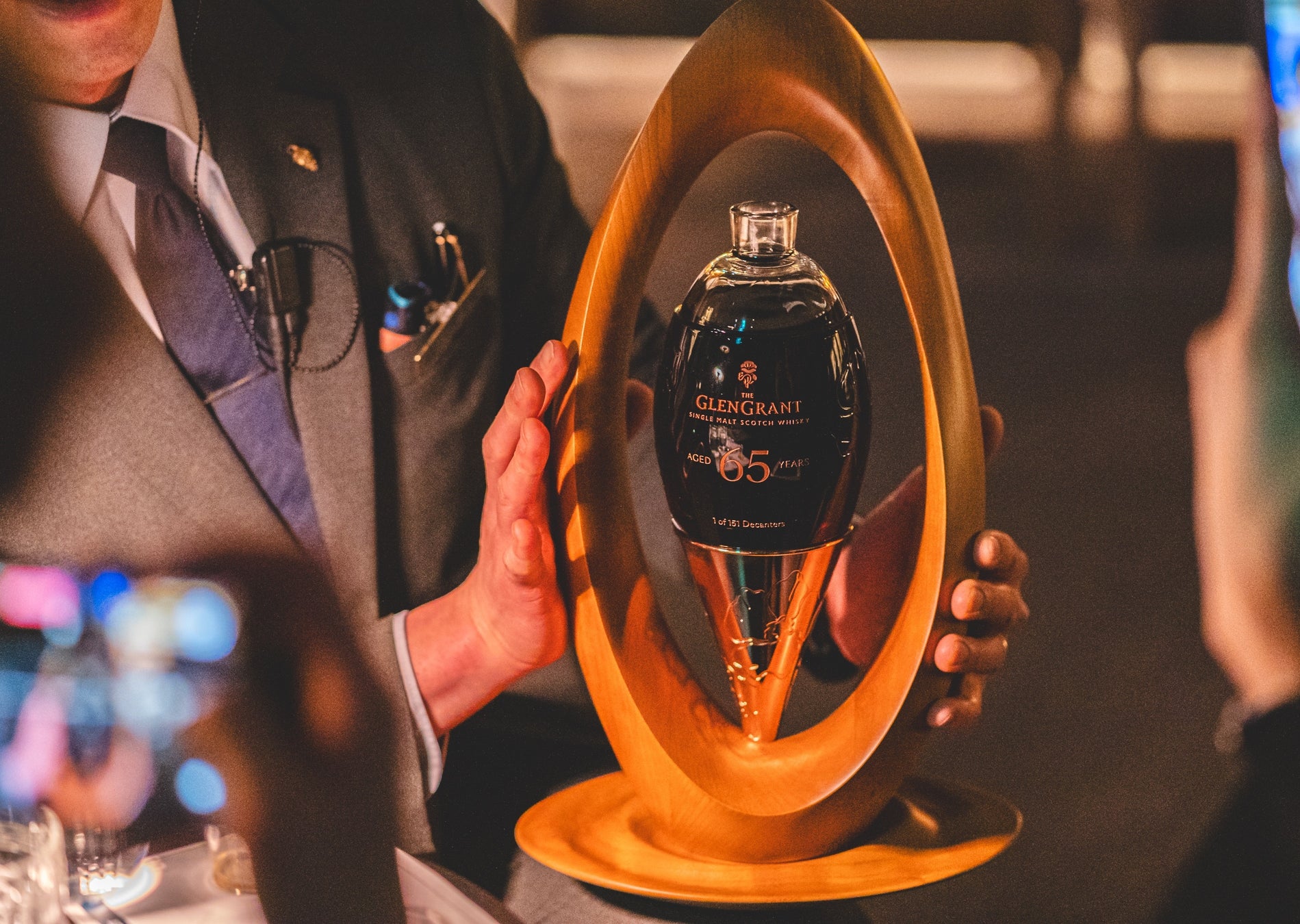 今年のGWは東京タワーで春満喫！「333匹の鯉のぼり」＆「桜のプロジェクションマッピング」好評開催中！