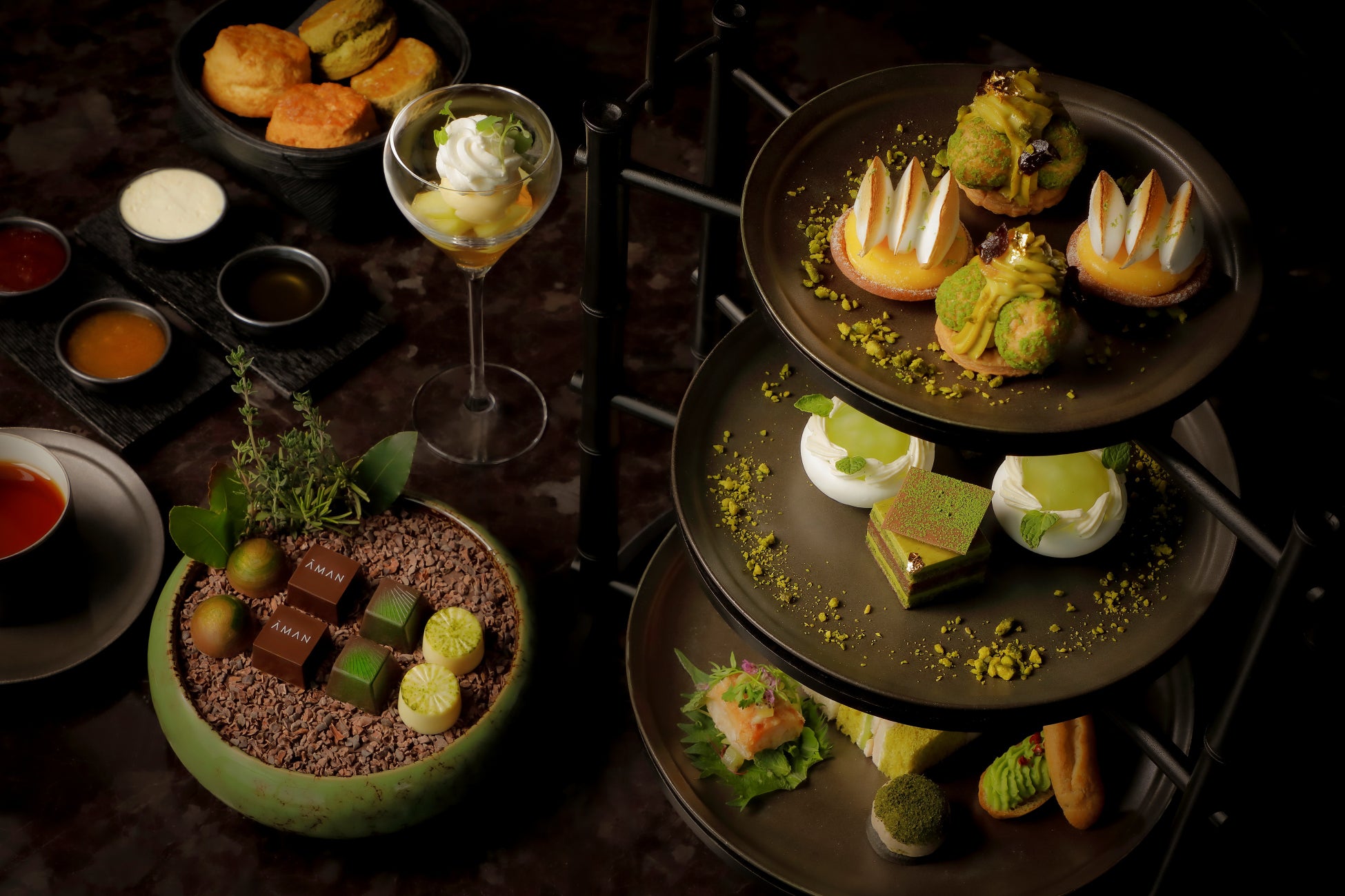 【アマン東京】「緑」の季節を楽しむ初夏のデザートメニューのご案内　『シェイド  オブ グリーン アフタヌーンティー』など3種をご提供