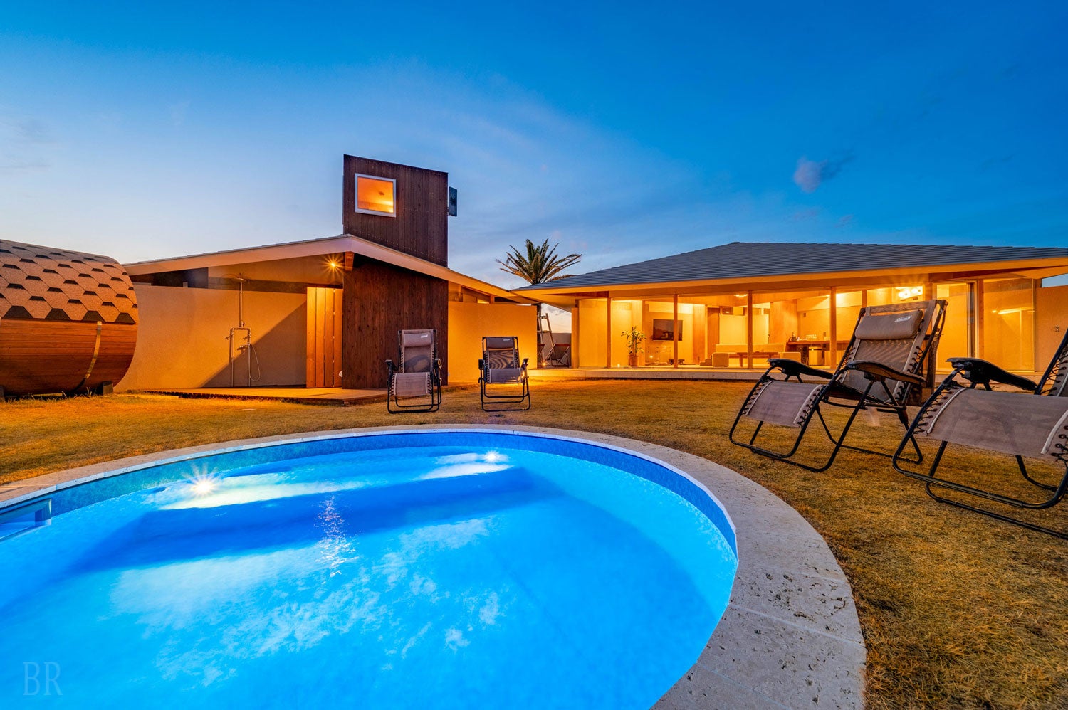 【千葉のペット同伴旅】愛犬との「最高」を更新する。千葉・匝瑳の『NAGARAMI RESORT SOSA』が6月に進化。国内最高峰のドッグファーストを体現した1棟限定ヴィラ《Grande》が誕生。