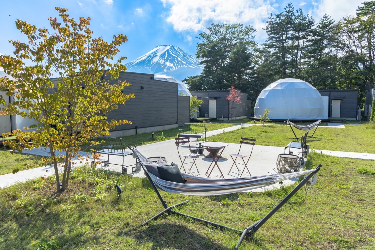 昭和レトロな温泉銭湯 玉川温泉が4月29日に「昭和の日」を盛り上げる懐かしのレトロカー展や昭和イベントを開催