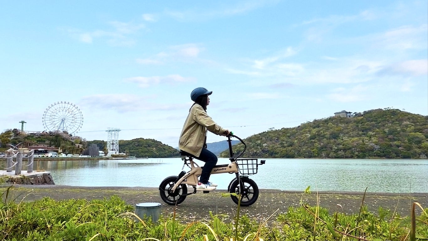 ライフスタイルホテル「THE LIVELY 東京麻布十番」の非日常空間と響き合う、時代着物を再構築したアップサイクルアート展を5月1日（金）より開催