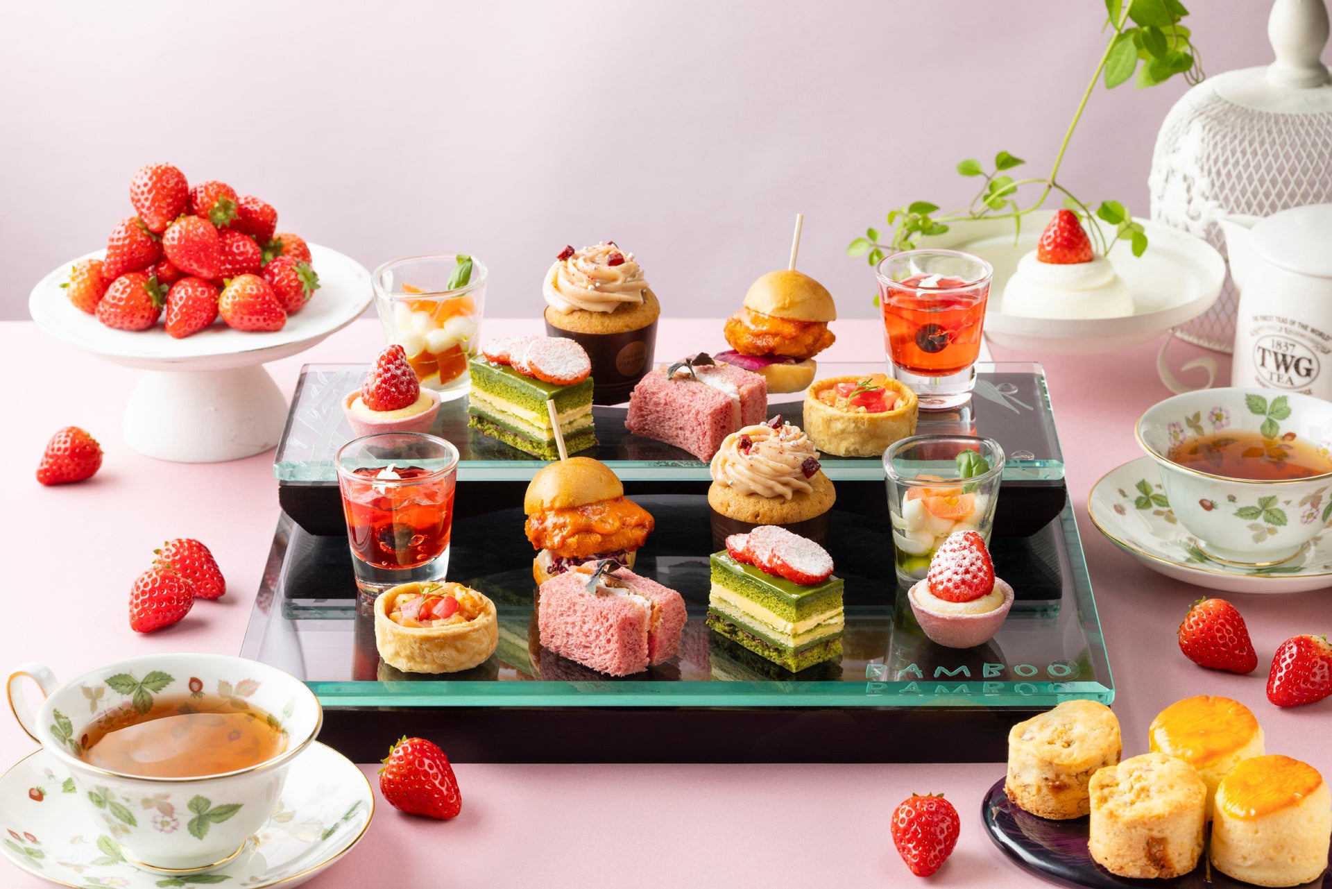 【シェラトン都ホテル東京】夏限定「夏のいちごアフタヌーンティー」可憐ないちごと彩り豊かな夏のティータイム