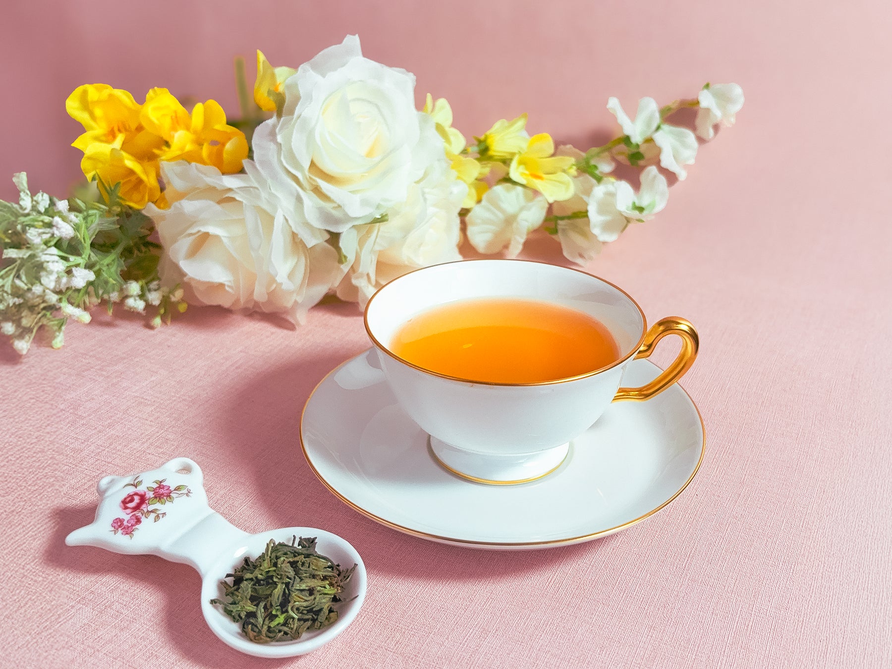 「紅茶のシャンパン」で春を祝う。名古屋東急ホテル、シンブリ茶園の「ダージリン ファーストフラッシュ」をアフタヌーンティーセットにて4月下旬より期間限定提供