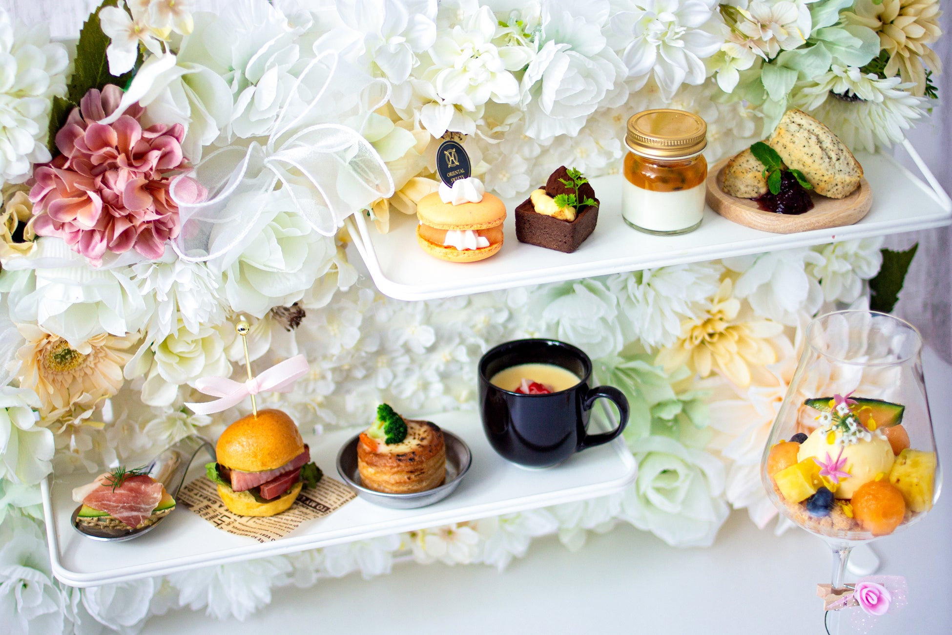 【ホテル オリエンタル エクスプレス 福岡天神】初夏の花咲く庭園をイメージしたアフタヌーンティー「Jardin de fleurs」（ジャルダン・ドゥ・フルール）2026年5月1日（金）より販売開始