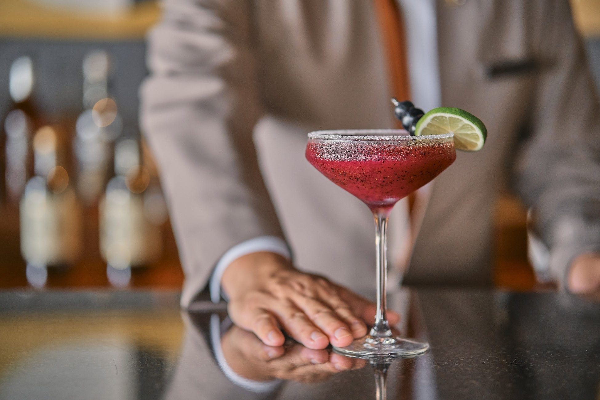 ホテルグランバッハ熱海クレッシェンド|熱海の絶景を見渡すバー＆テラスで楽しむ大人の贅沢「THE BLUEBERRY COCKTAIL COLLECTION (ブルーベリーカクテルコレクション)」を発売