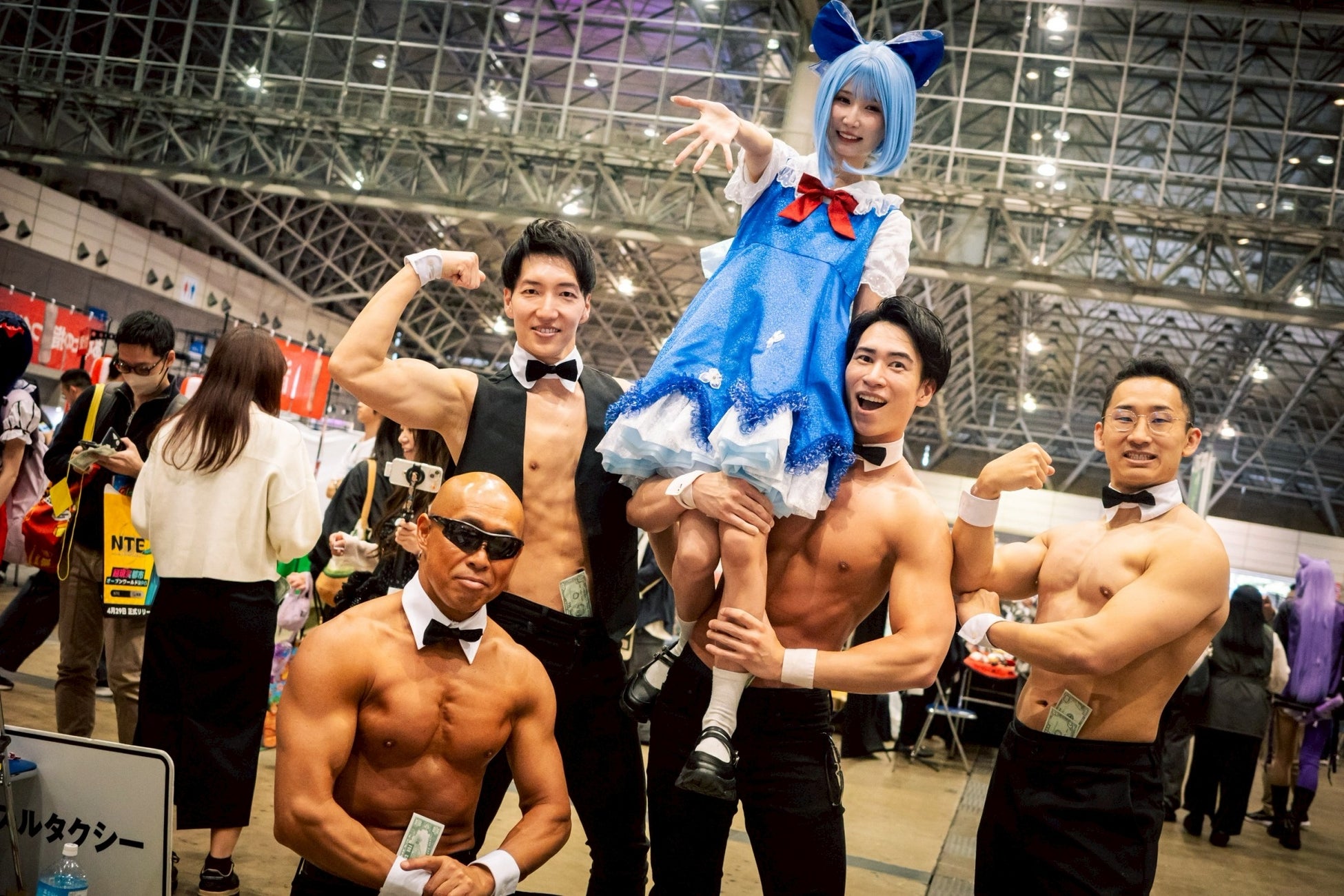 【1000人以上をお姫様抱っこ】ニコニコ超会議2026での「マッスルタクシー」の様子をイベントレポート！筋肉紳士集団ALLOUTは全国のお祭り・イベントも熱く盛り上げます
