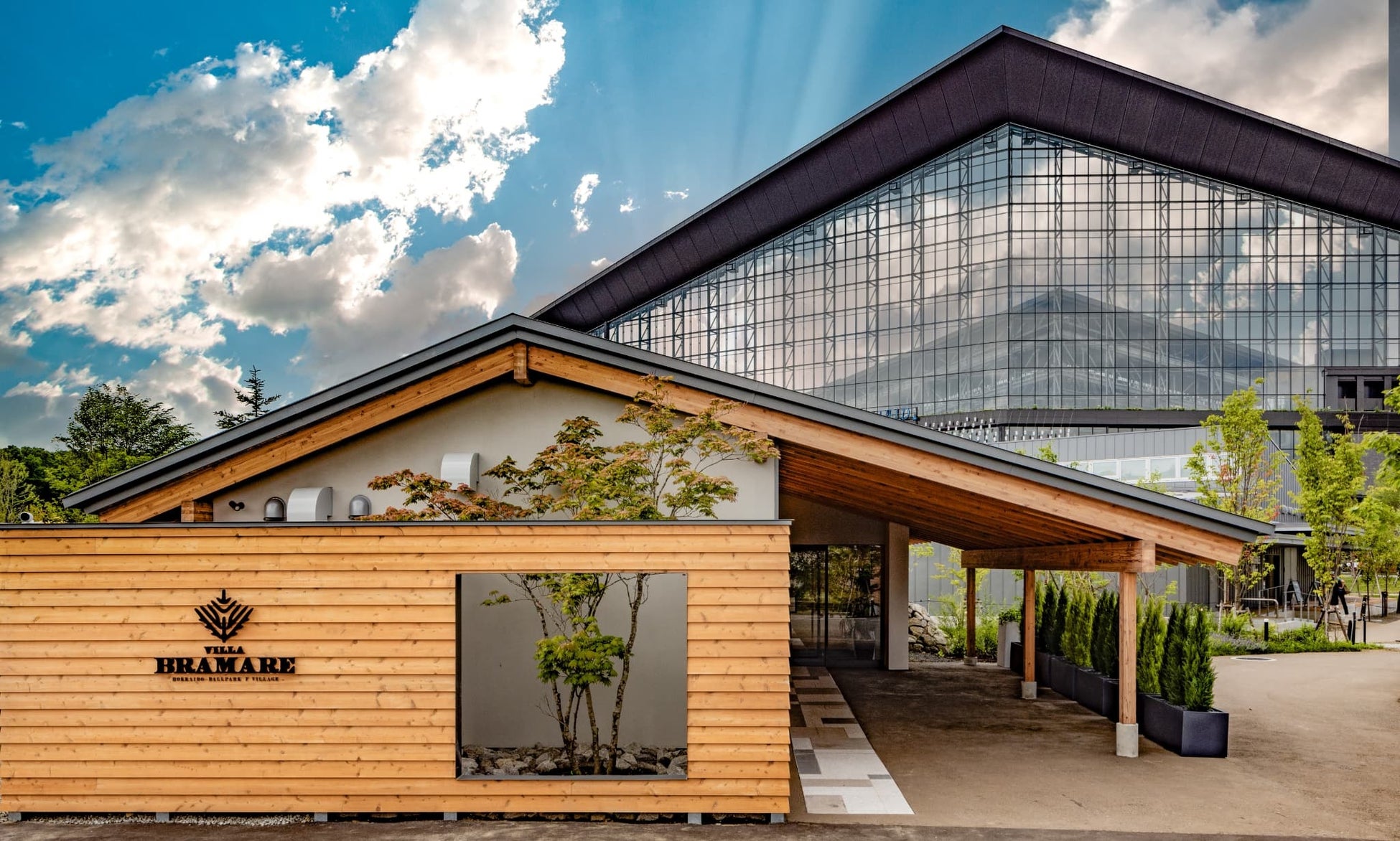 【VILLA BRAMARE】感謝を形にする、一生モノの休日を。プライベートヴィラで綴る、家族の新しい思い出「母の日・父の日」特別宿泊プラン予約開始