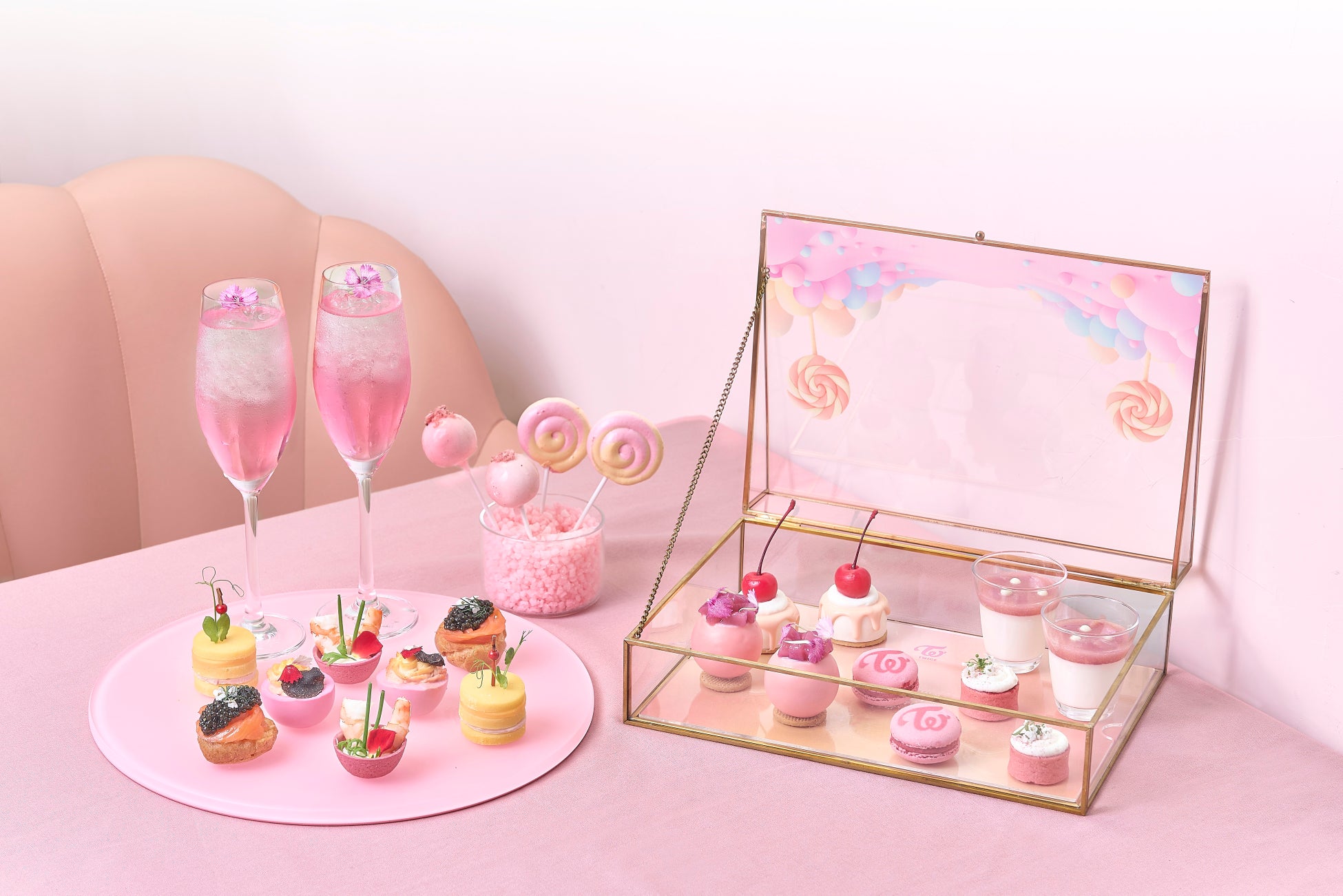 【W大阪】TWICEとのコラボレーション「キャンディー・ドリーム（Candy Dream）」を期間限定で開催