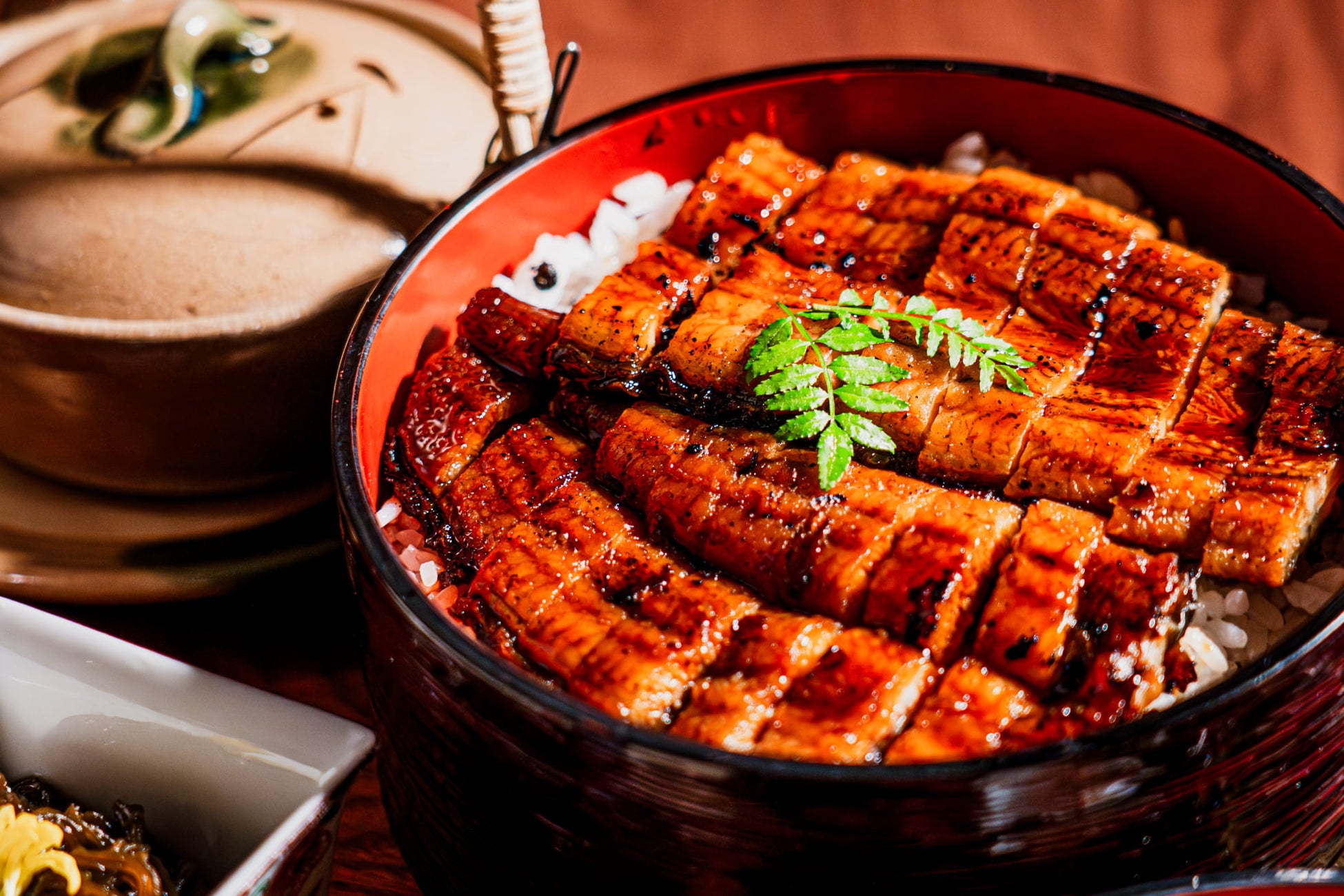 「国産うなぎのひつまぶし」や夏季の会席料理「ちゅーばー会席」が6月1日から新登場。沖縄・ラグナガーデンホテル 和食レストランで夏の新メニューを販売開始