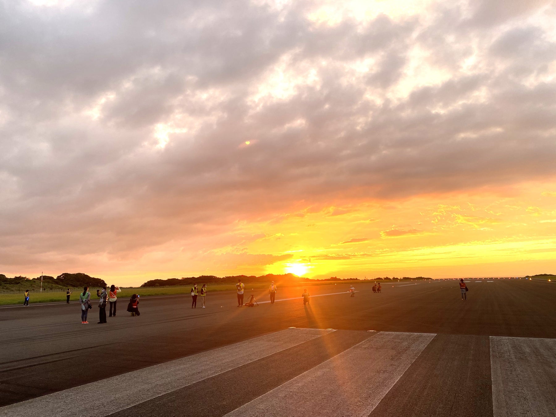 【空港の「はじまりの時間」を歩こう。】 富士山静岡空港ランウェイウォークツアー