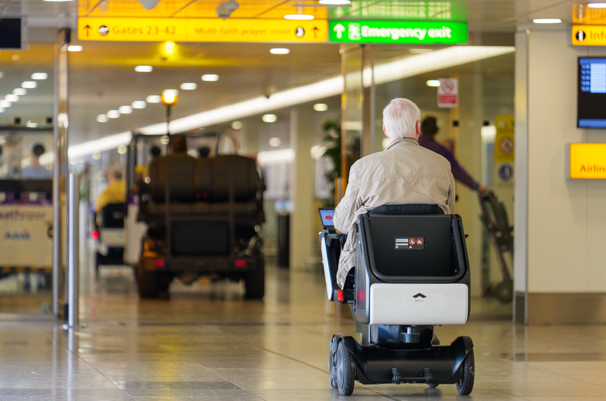 世界主要ハブ空港・ヒースロー空港でWHILL自動運転サービスが実証開始