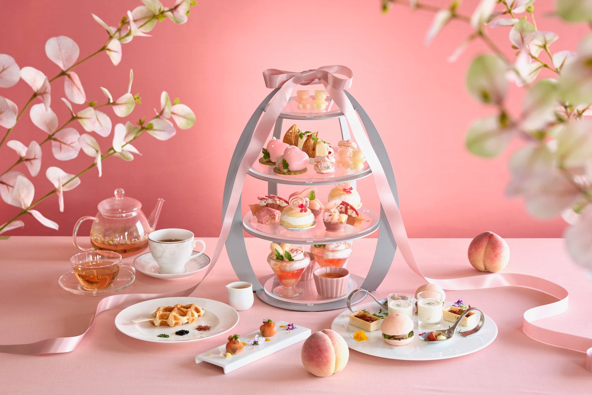 【リニューアルしたティースタンドで彩る】「アフタヌーンティーセット ～Pure Peach～」ご予約受付開始