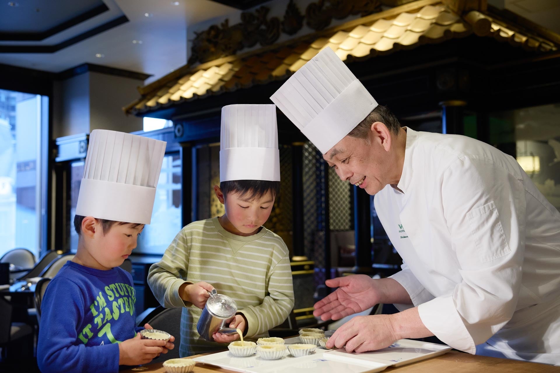 【ウェスティンホテル東京】夏休みの思い出に子どもたちが“ちいさなシェフ”や“キッズバーテンダー ”になる 「夏のファミリープラン」を期間限定で提供　親子で学び、味わい、心に残る夏の体験